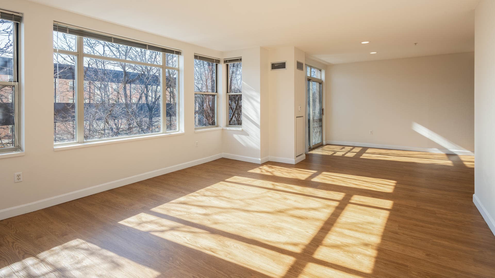 Cronin's Landing Apartments 3 of 8