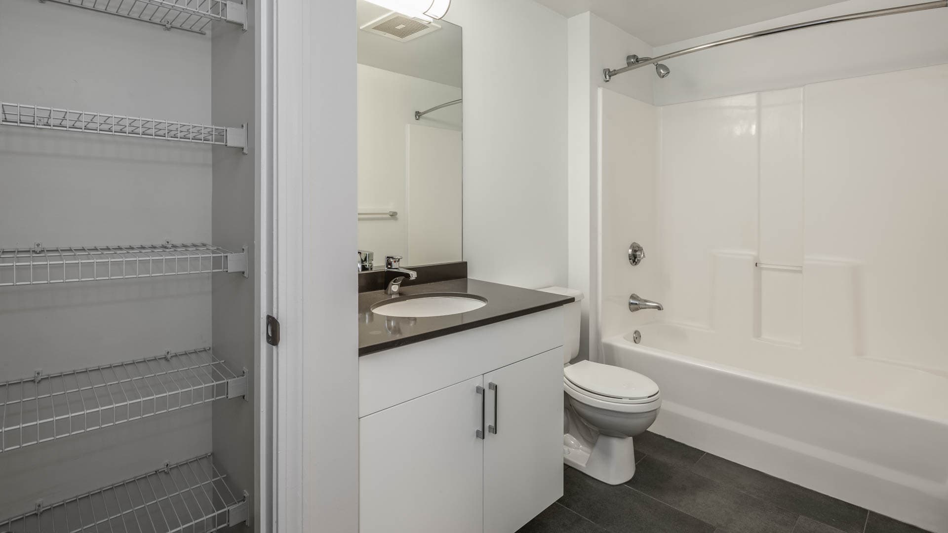 Cronin's Landing Apartments 1 of 11