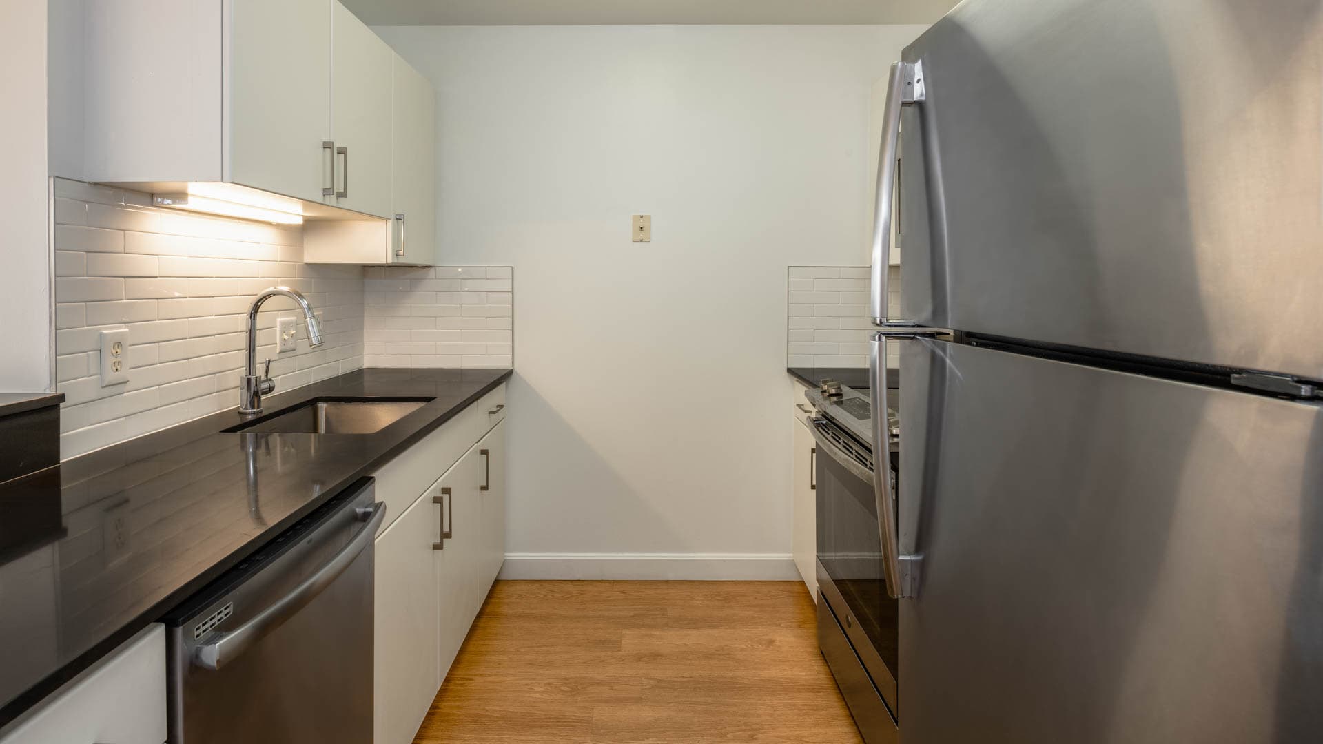 Cronin's Landing Apartments 5 of 8