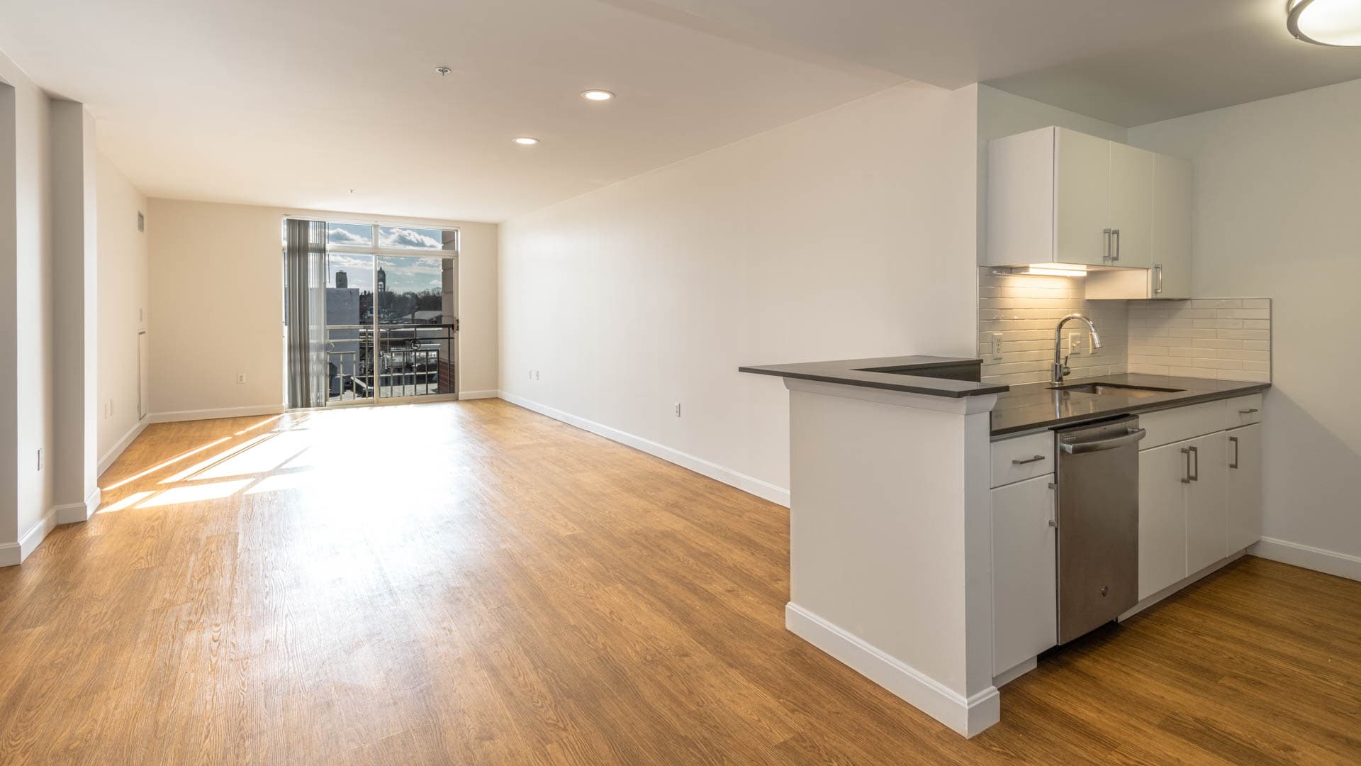Cronin's Landing Apartments 4 of 8