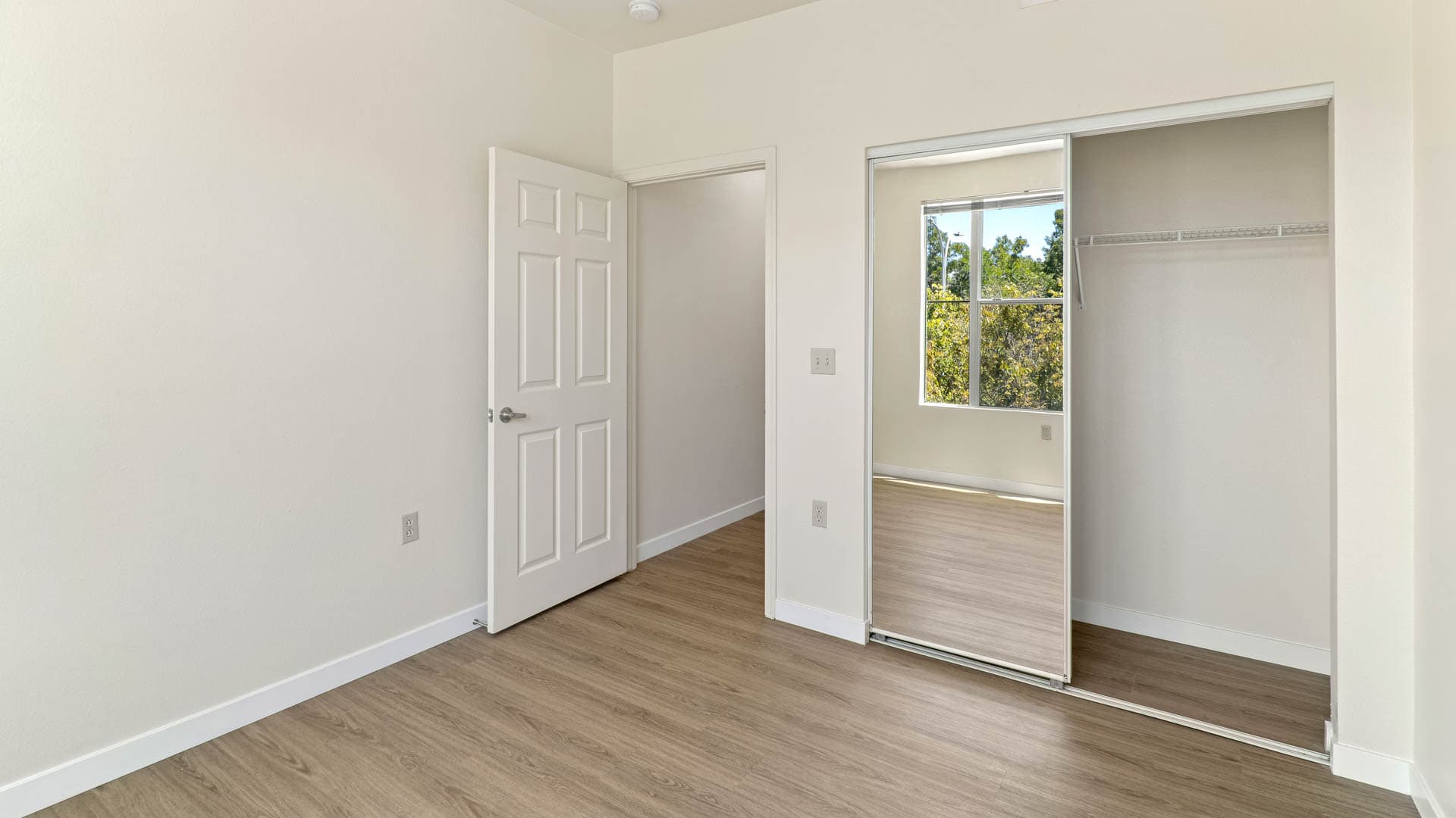 Archstone Fremont Center Apartments 7 of 11