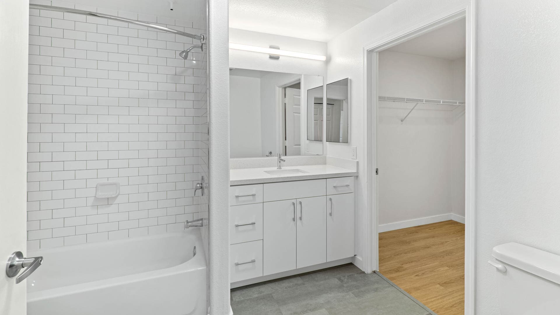 Archstone Fremont Center Apartments 4 of 11