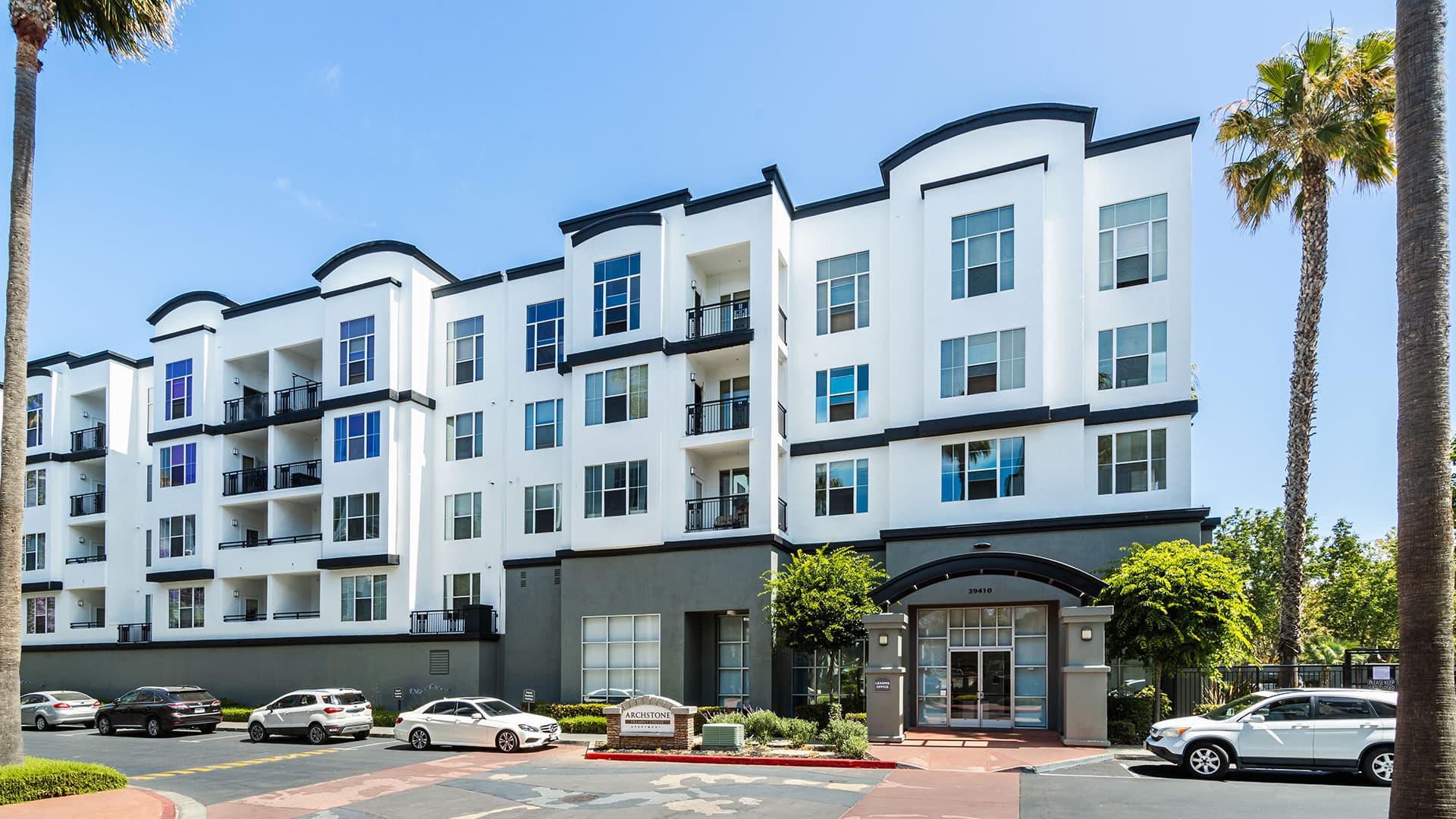 Archstone Fremont Center Apartments 2 of 37