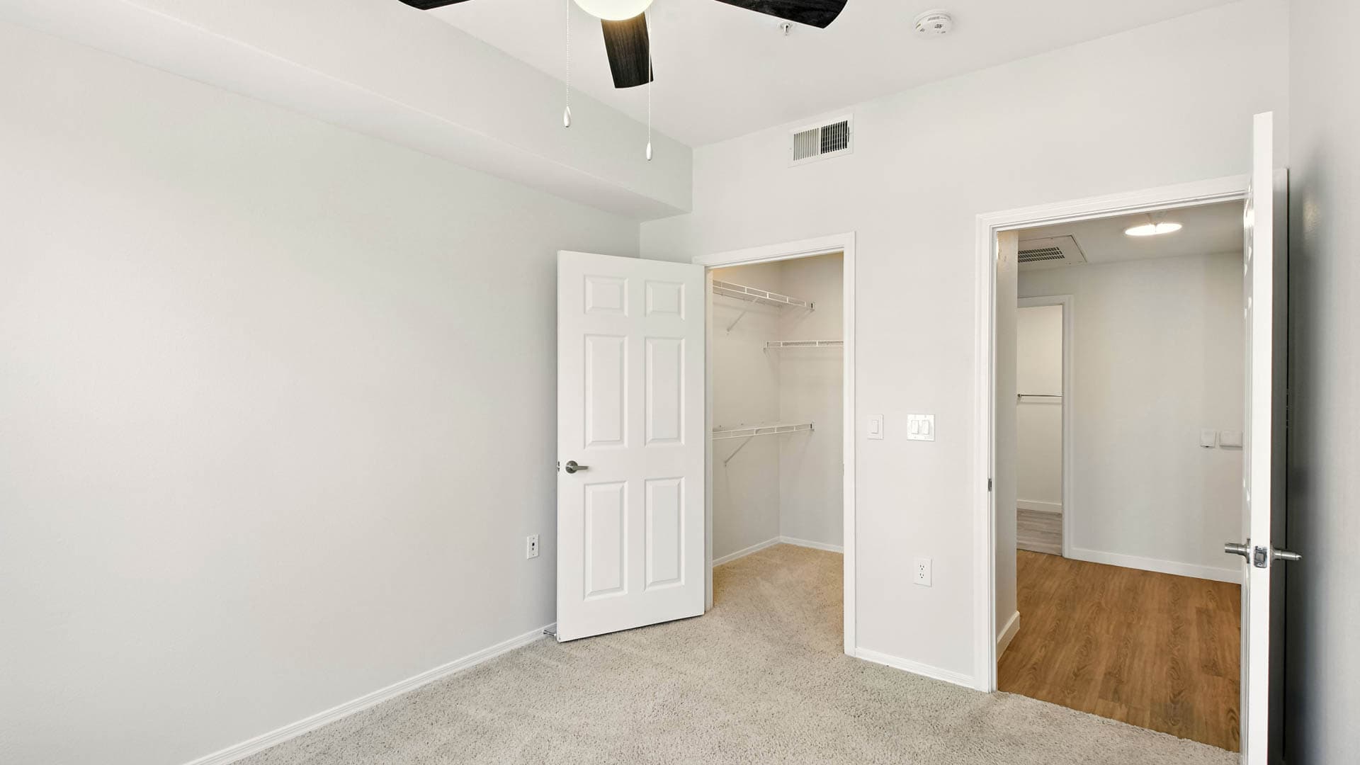 Archstone Fremont Center Apartments 3 of 11