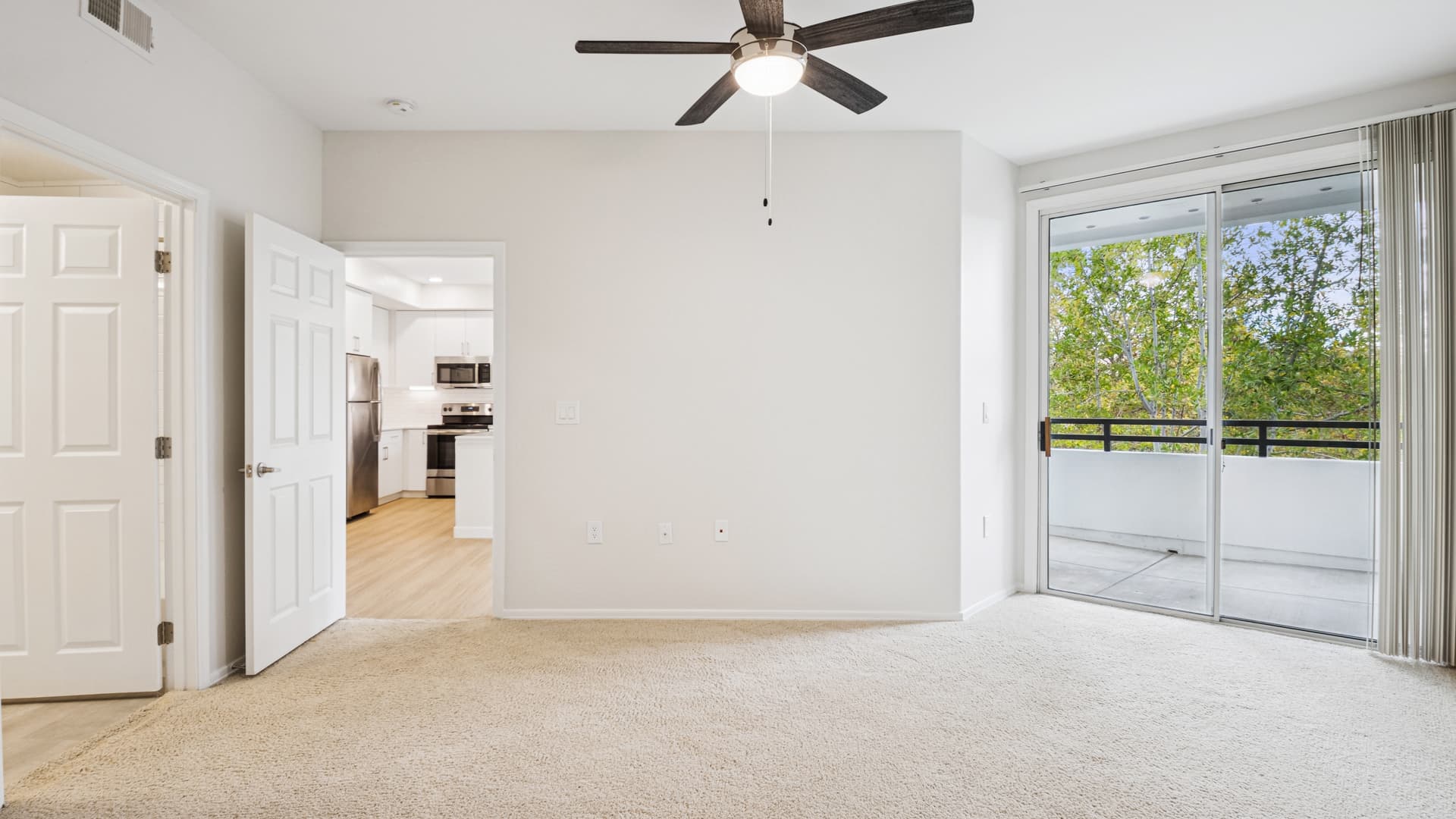 Archstone Fremont Center Apartments 6 of 11