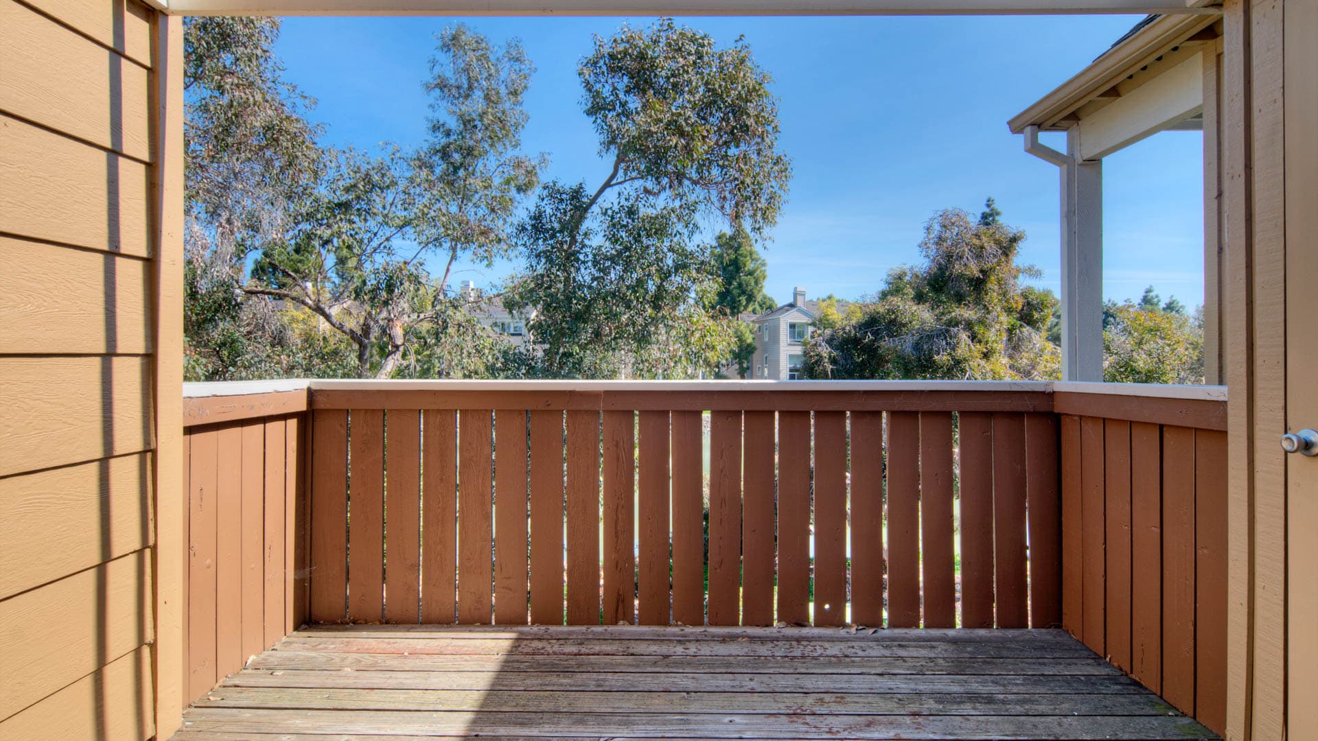 Riva Terra Apartments at Redwood Shores 6 of 13
