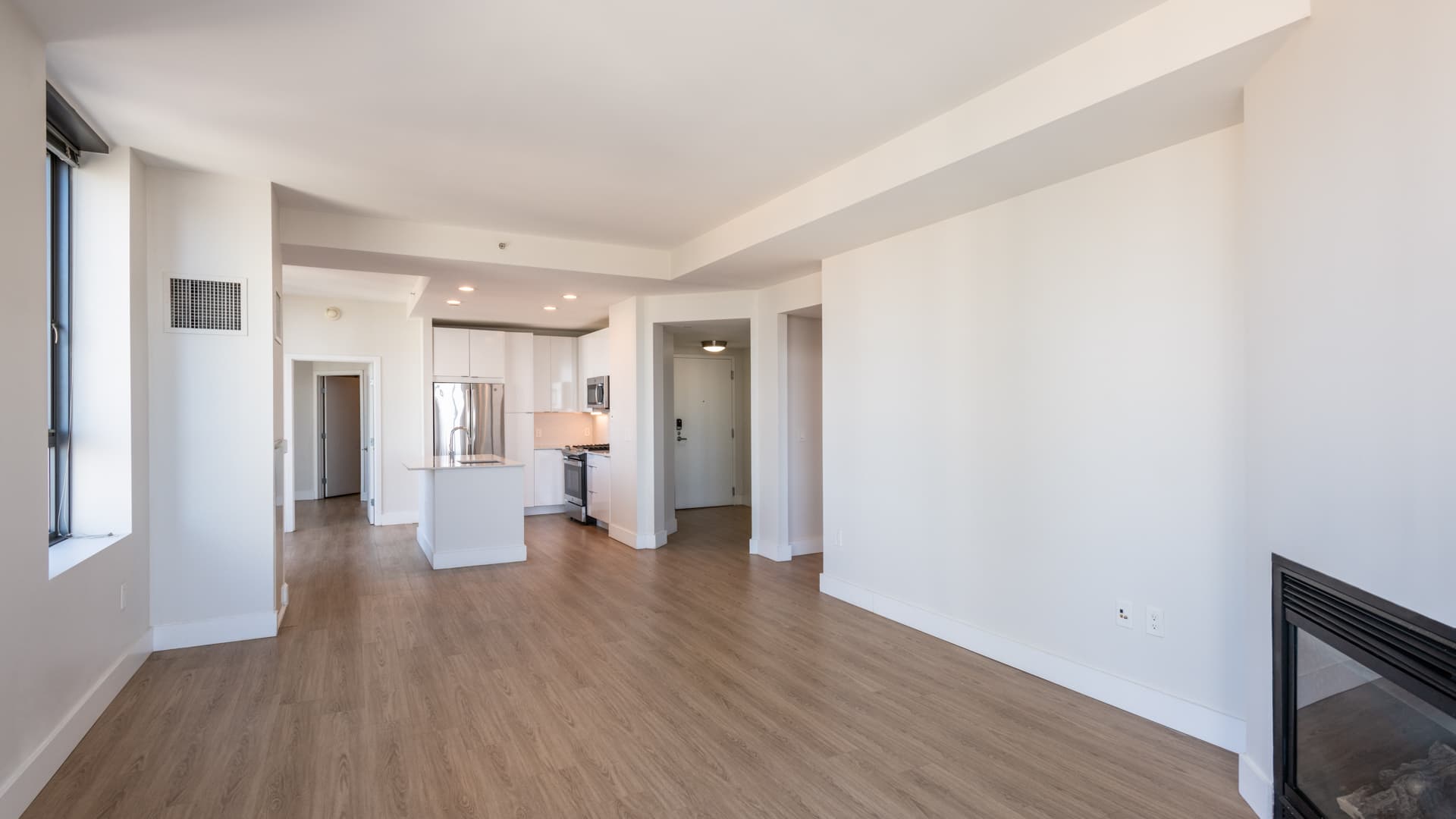660 Washington Apartments 3 of 12