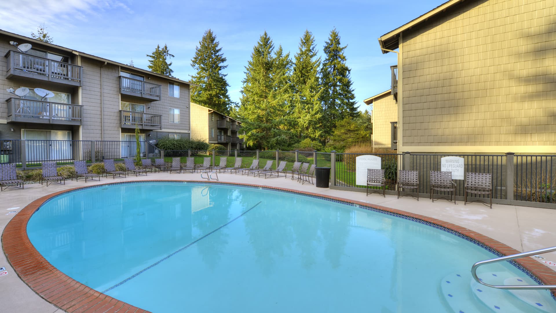 Redmond Court Apartments 33 of 35