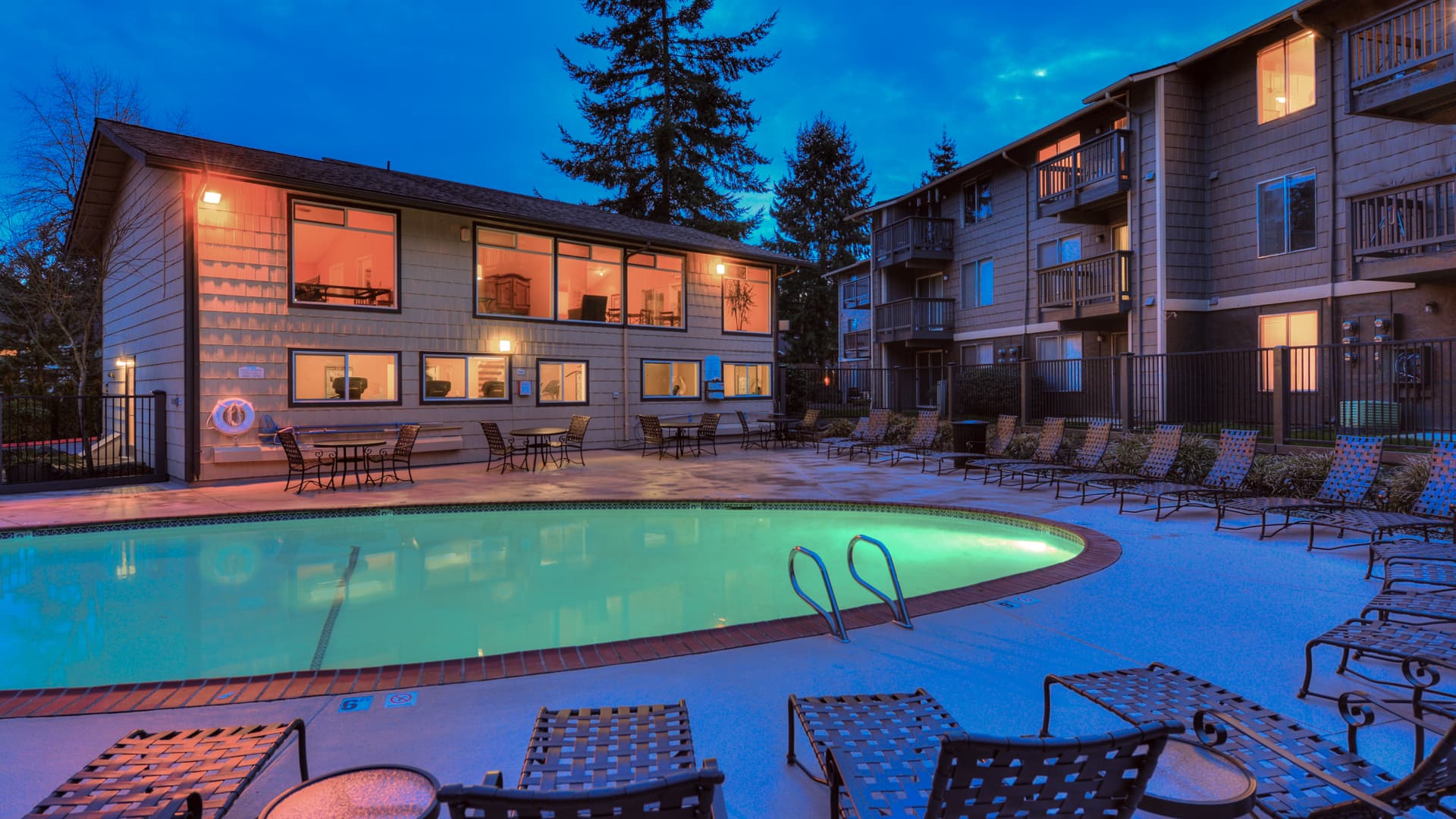 Redmond Court Apartments 34 of 35