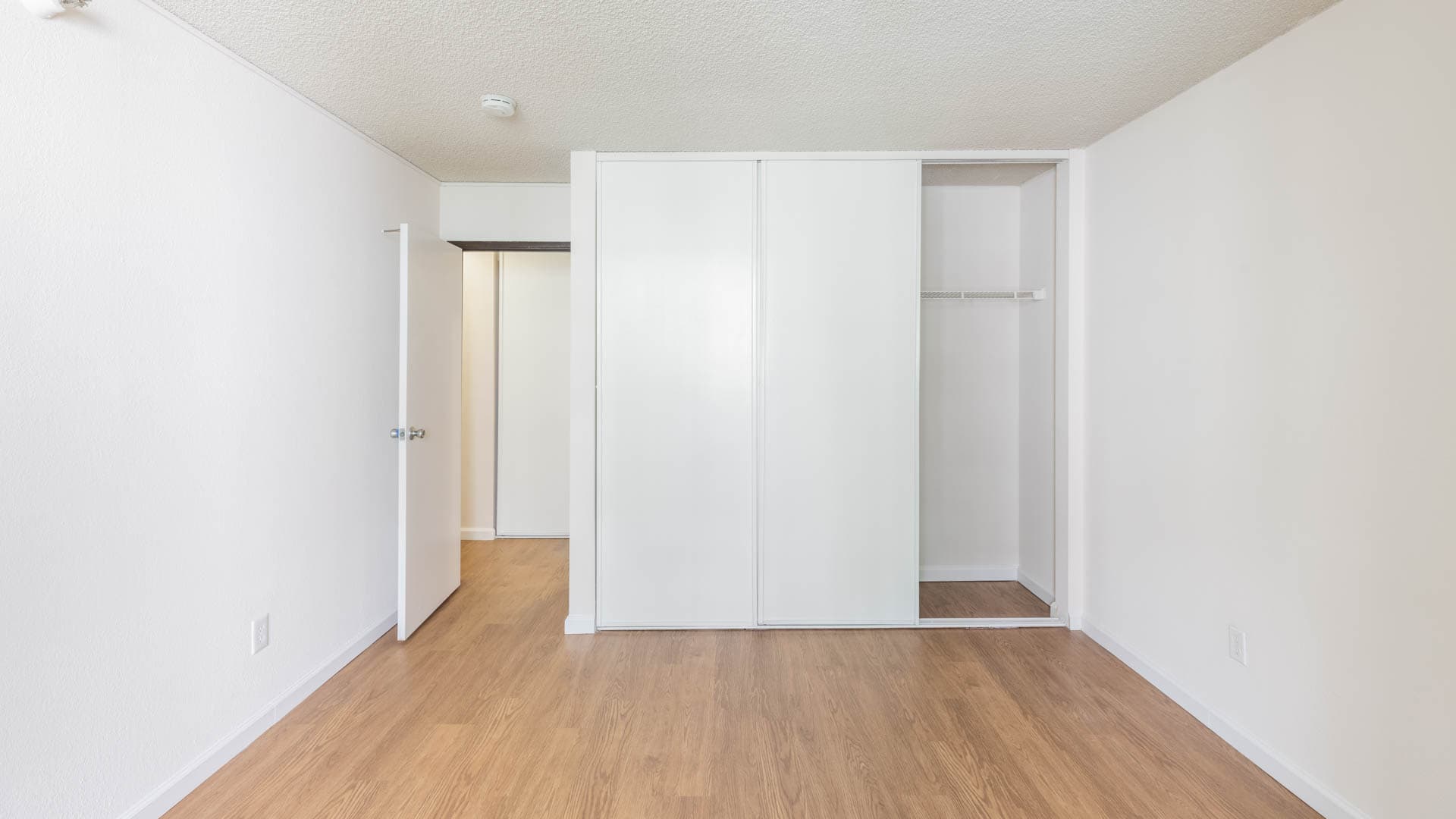 SoMa Square Apartments 2 of 6