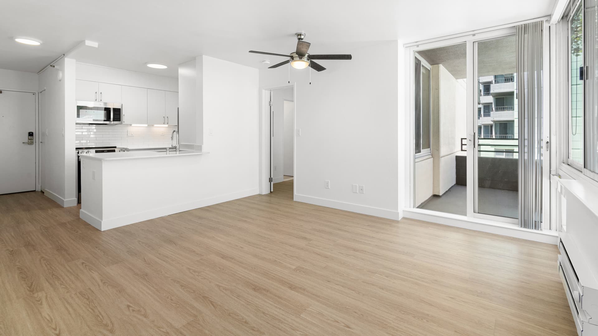 SoMa Square Apartments 3 of 8