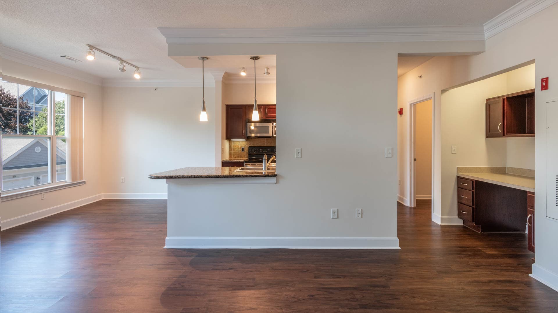 Quarry Hills Apartments 3 of 6