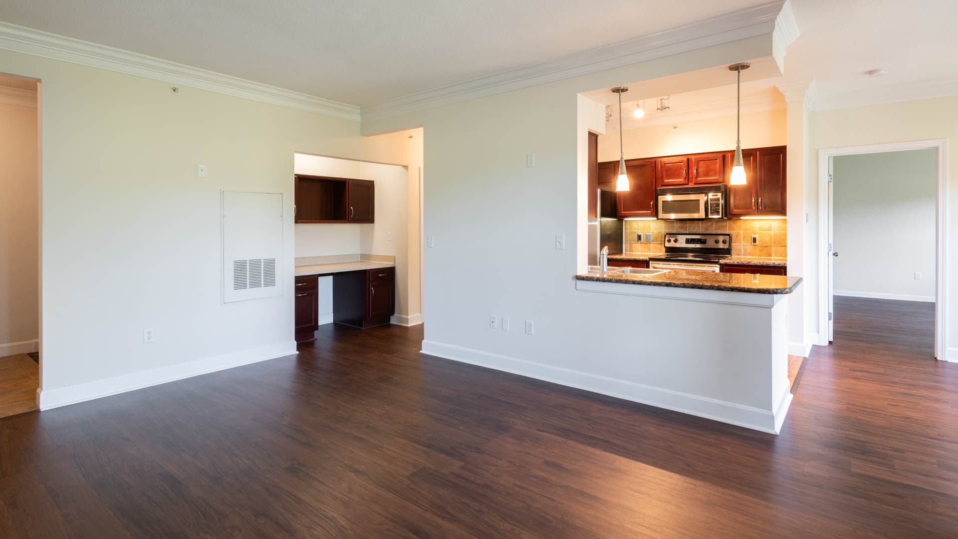 Quarry Hills Apartments 4 of 8
