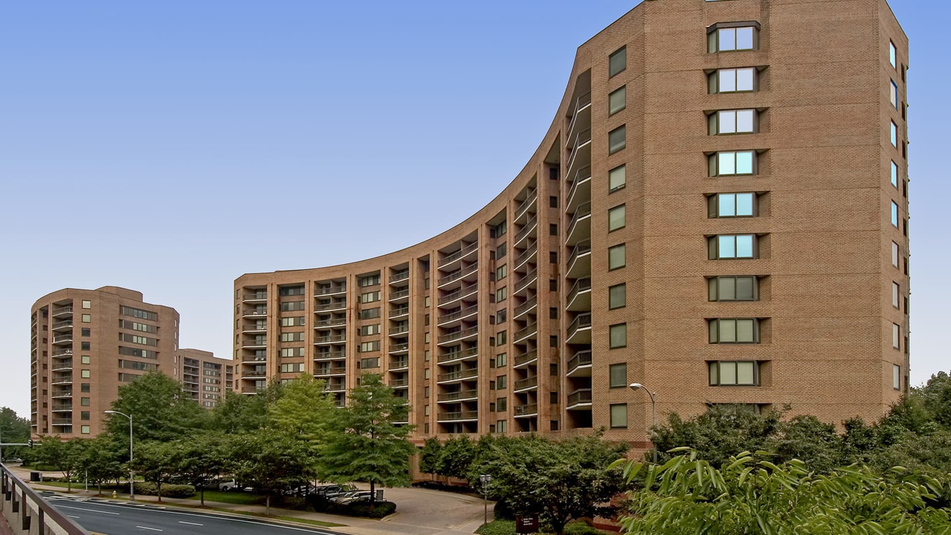 Water Park Towers Apartments 1 of 8