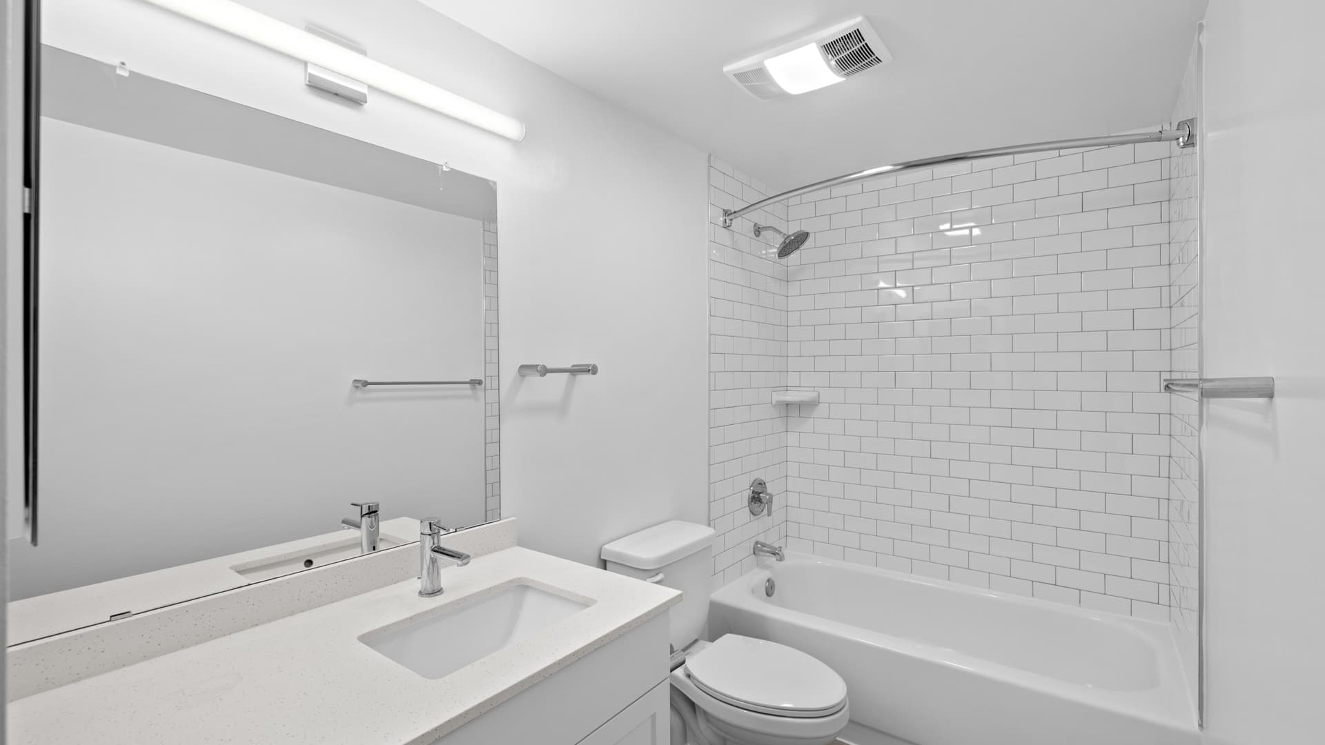 Water Park Towers Apartments 3 of 8