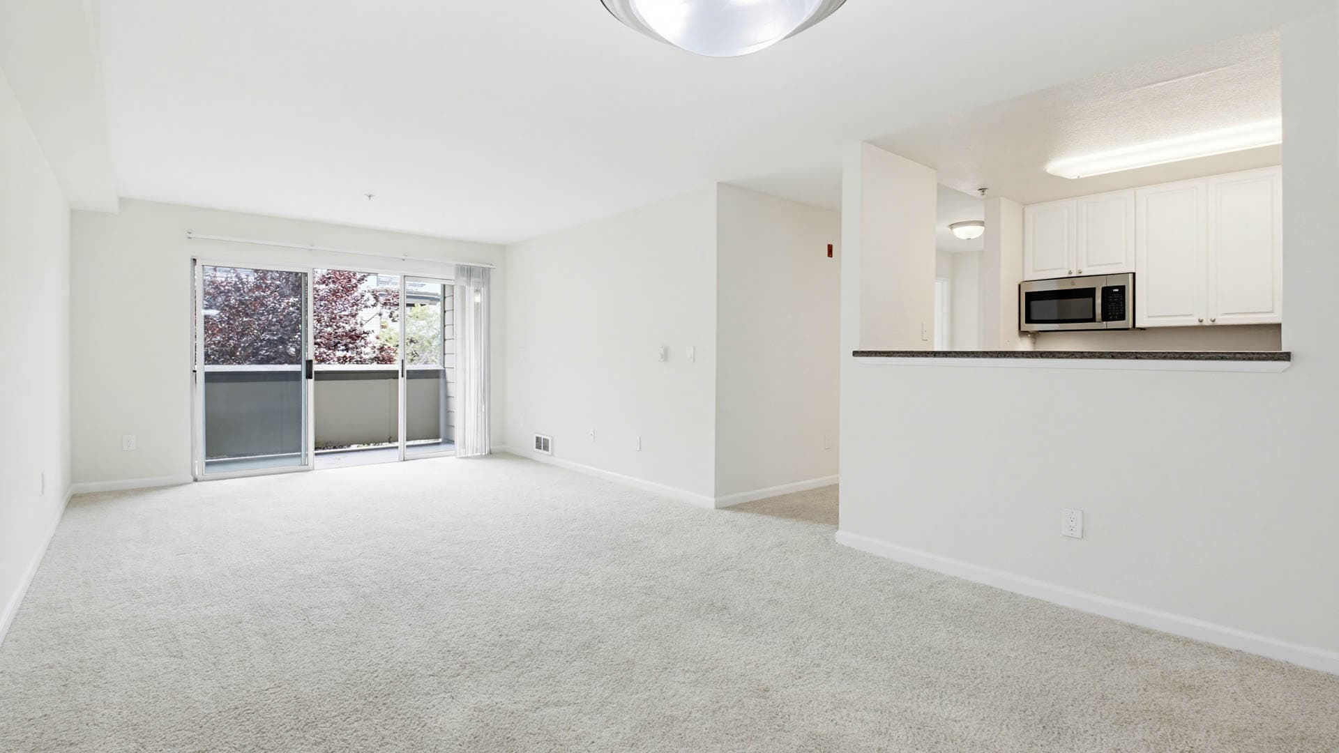 Artistry Emeryville Apartments 3 of 15