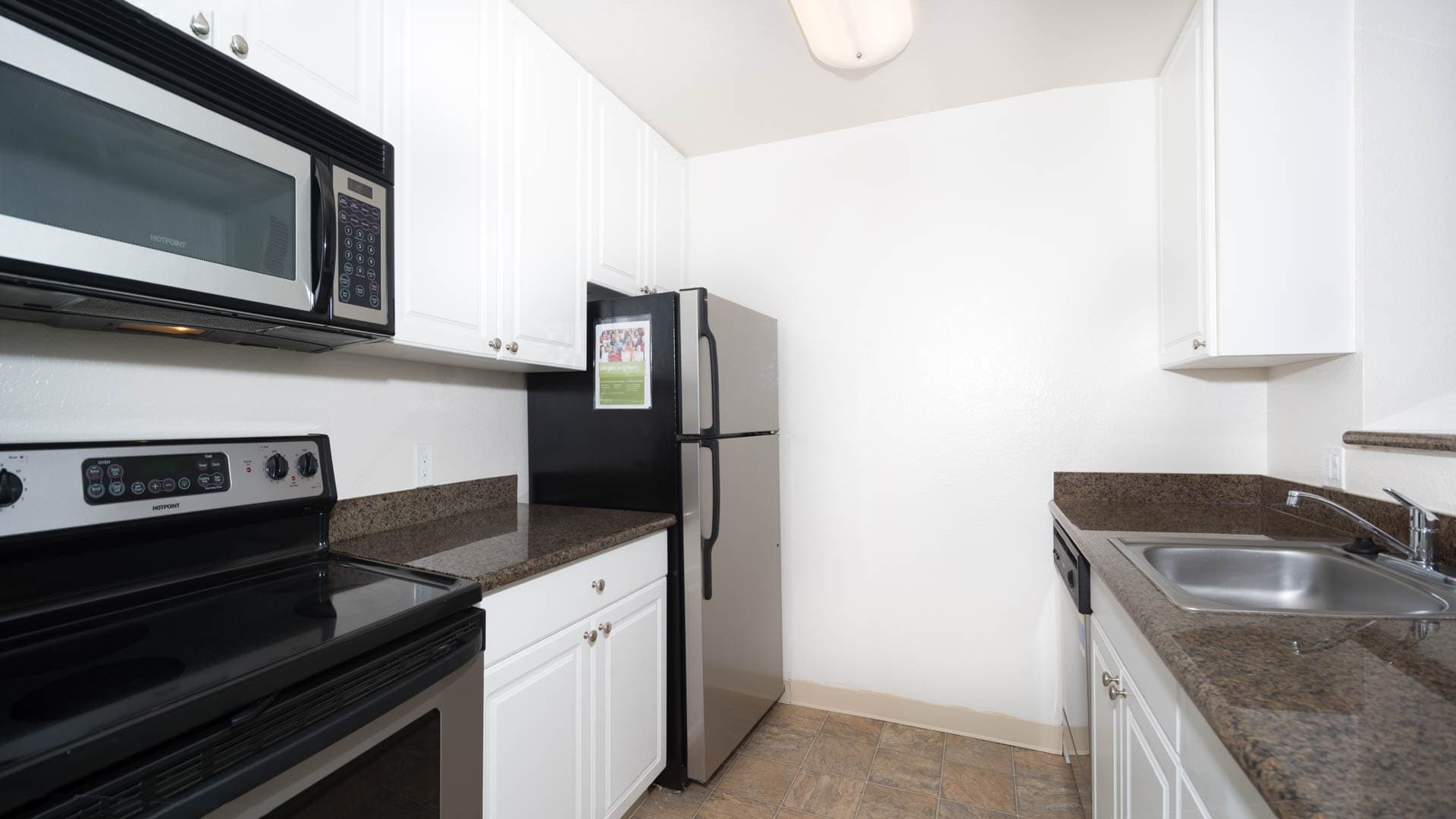 Artistry Emeryville Apartments 3 of 5