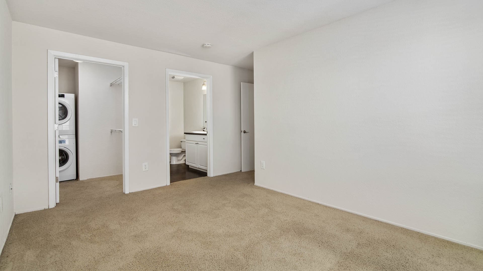 Artistry Emeryville Apartments 11 of 12