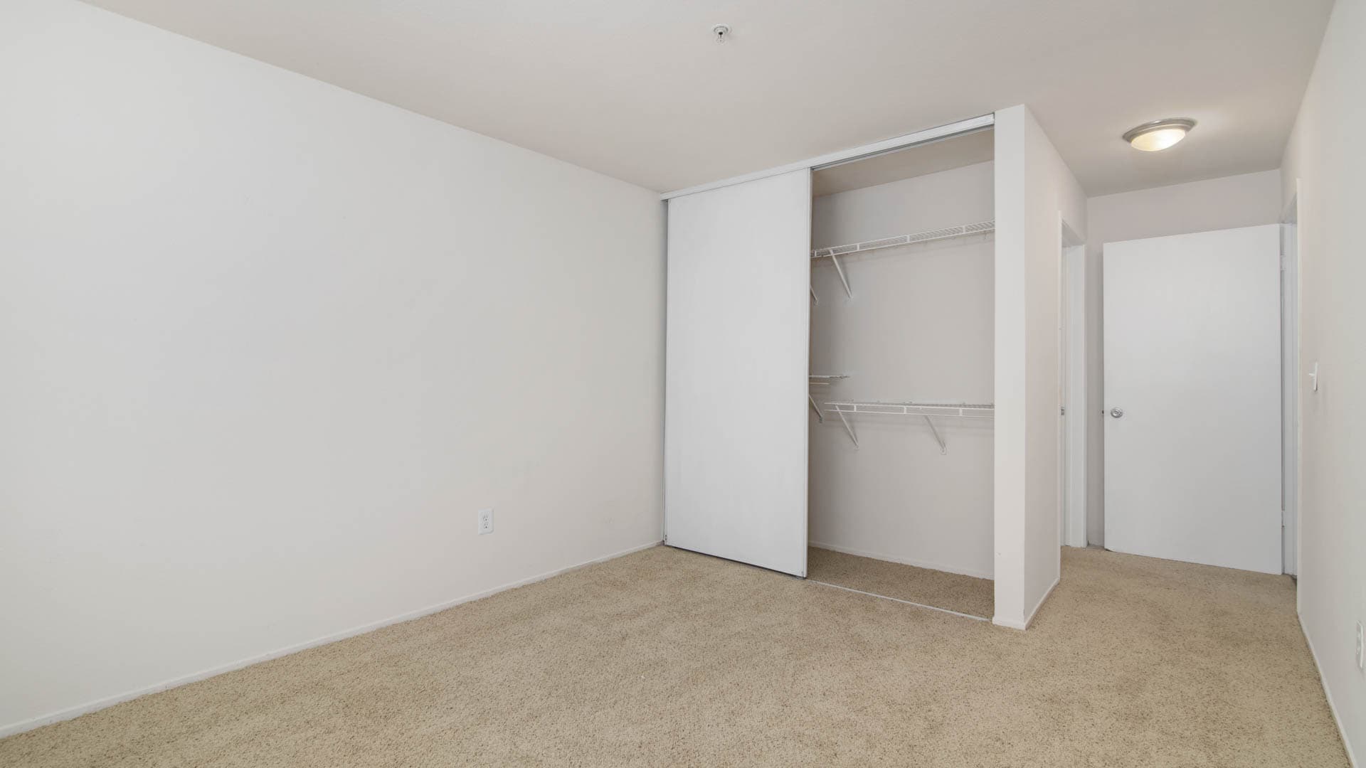 Artistry Emeryville Apartments 10 of 12