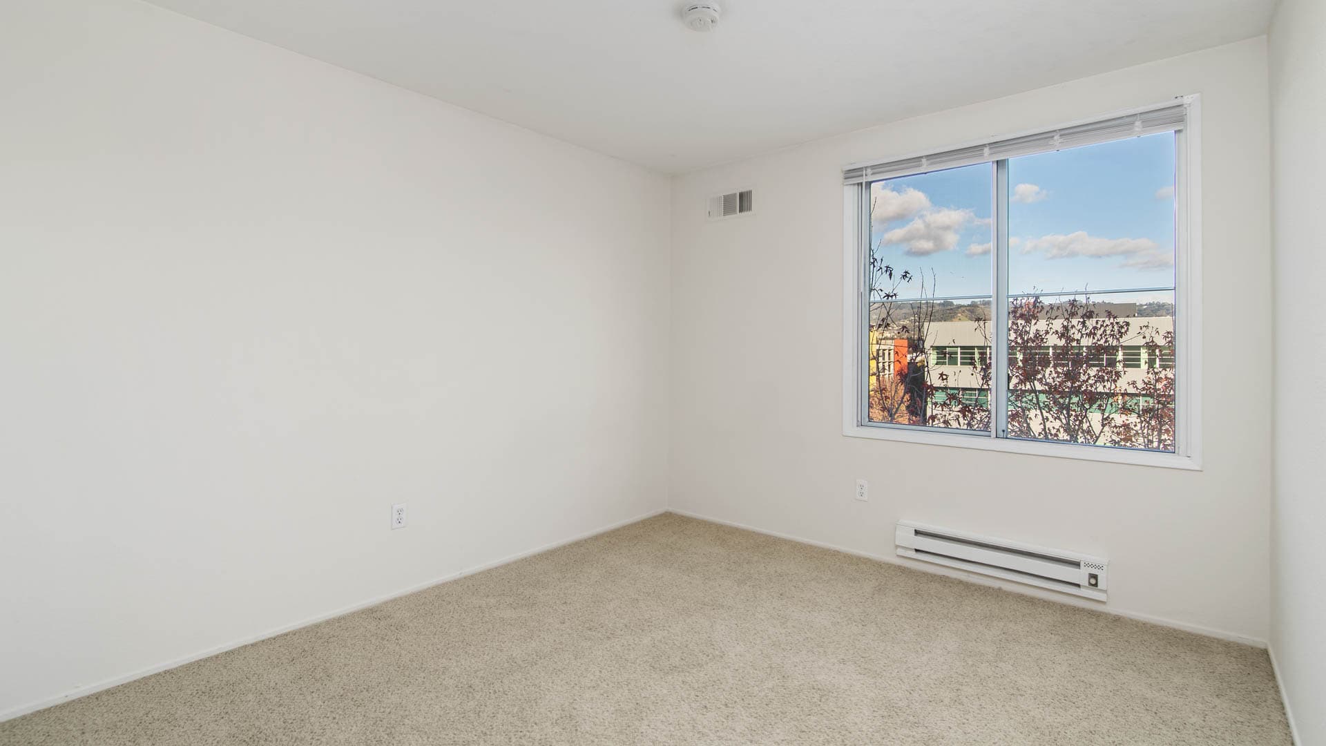 Artistry Emeryville Apartments 3 of 12