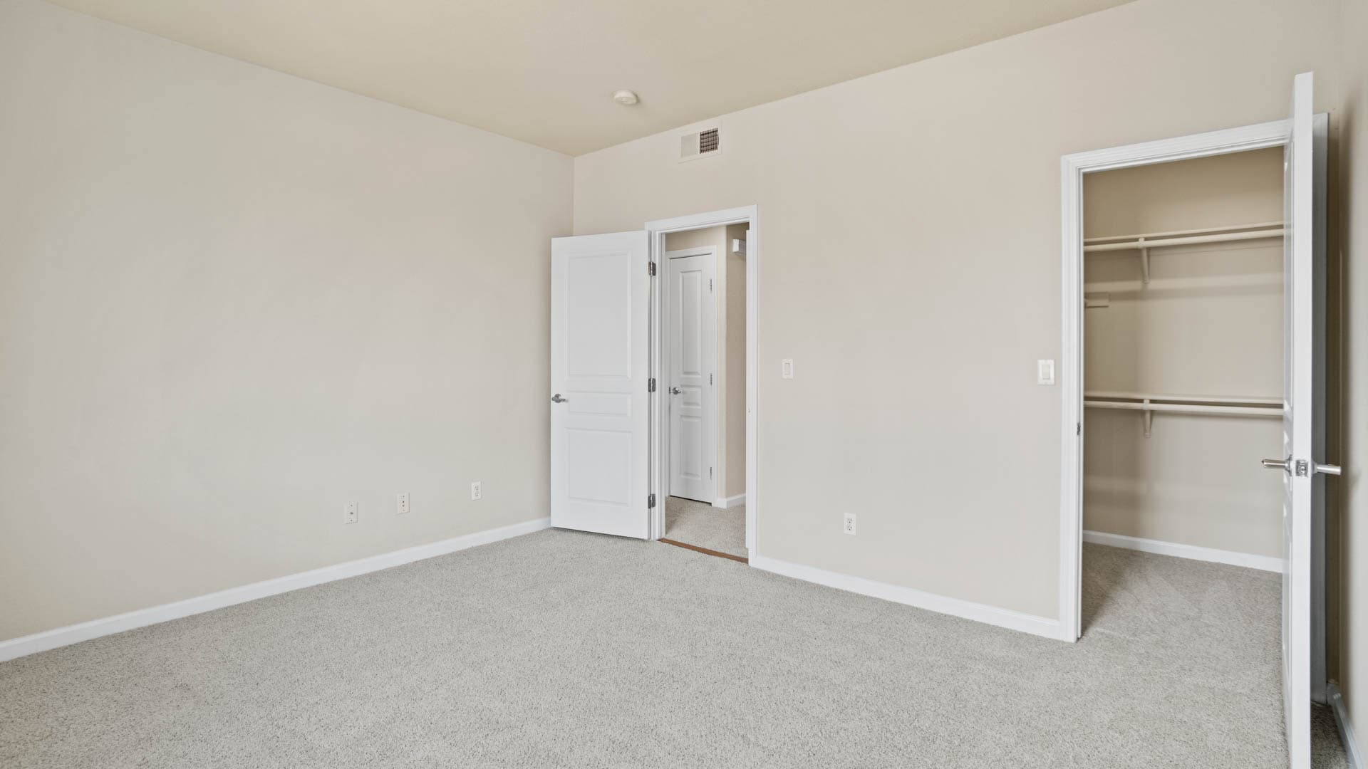 Estancia at Santa Clara Apartments 3 of 8