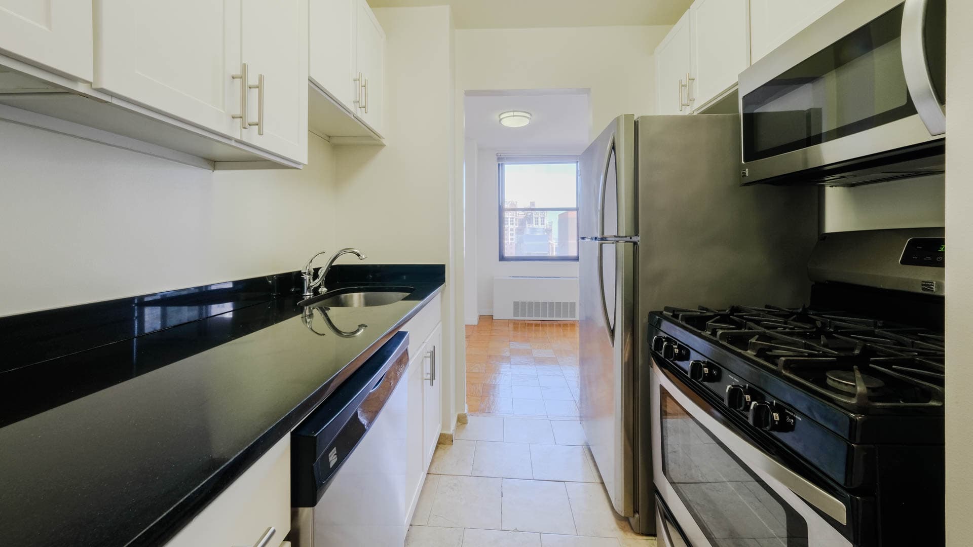 Murray Hill Tower Apartments 4 of 8
