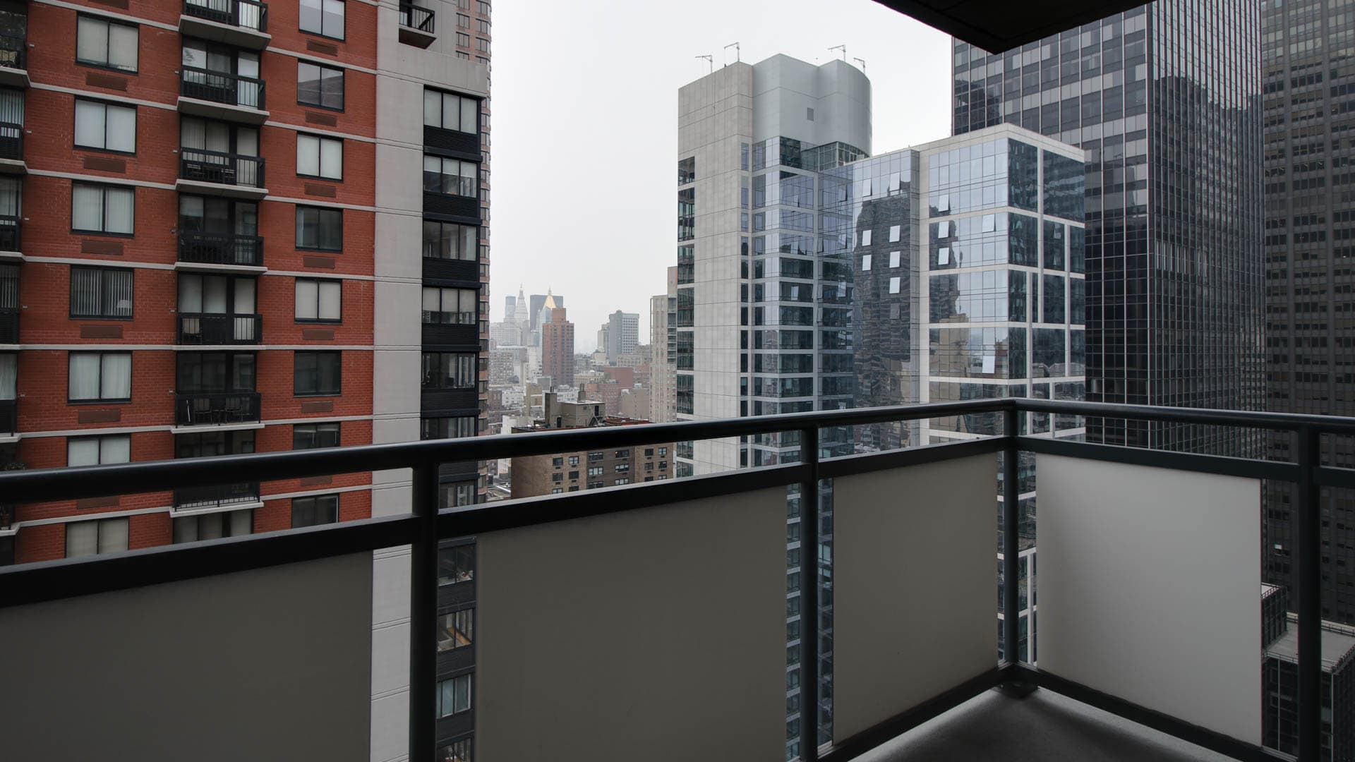 Murray Hill Tower Apartments 2 of 11