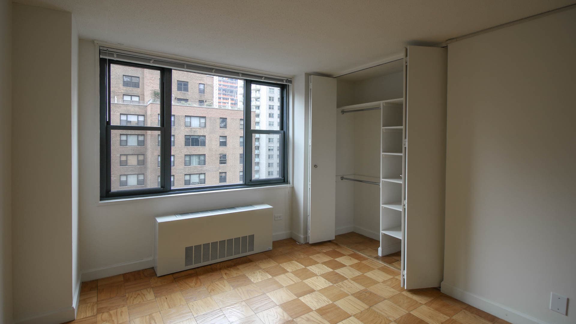 Murray Hill Tower Apartments 7 of 12