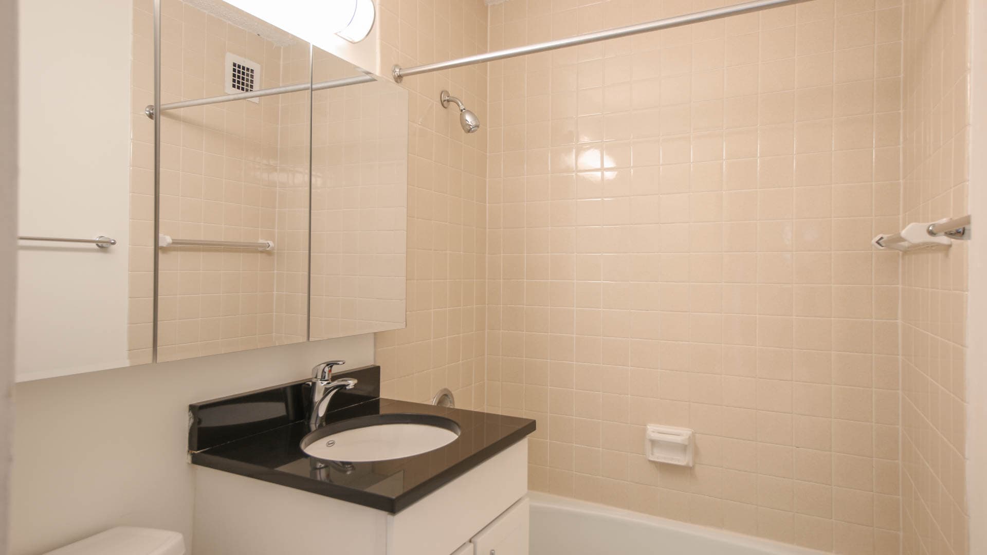 Murray Hill Tower Apartments 10 of 12