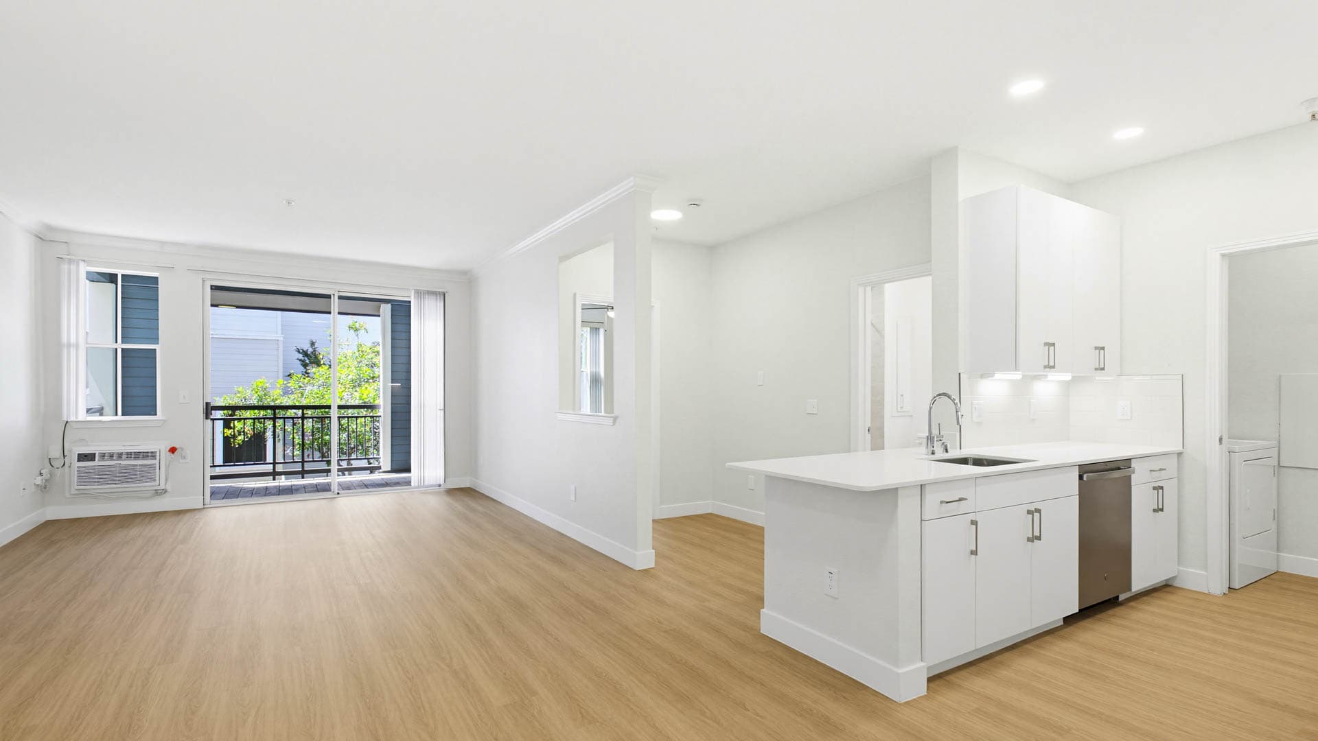 City Gate at Cupertino Apartments 7 of 35