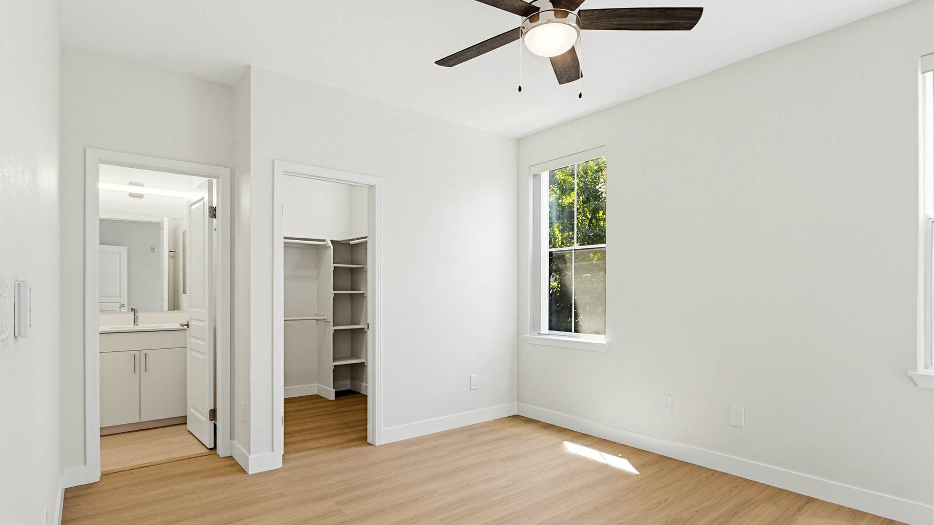 City Gate at Cupertino Apartments 26 of 35
