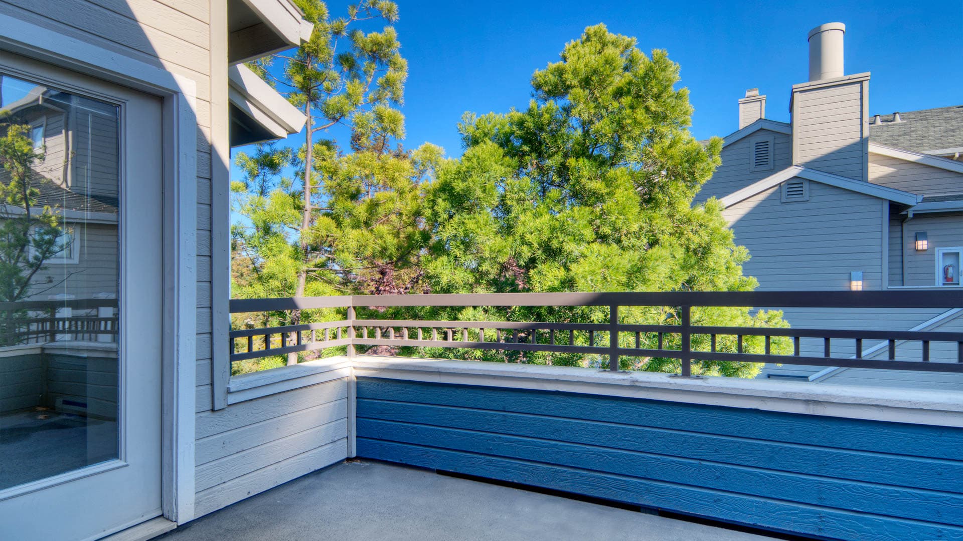 City Gate at Cupertino Apartments 1 of 14