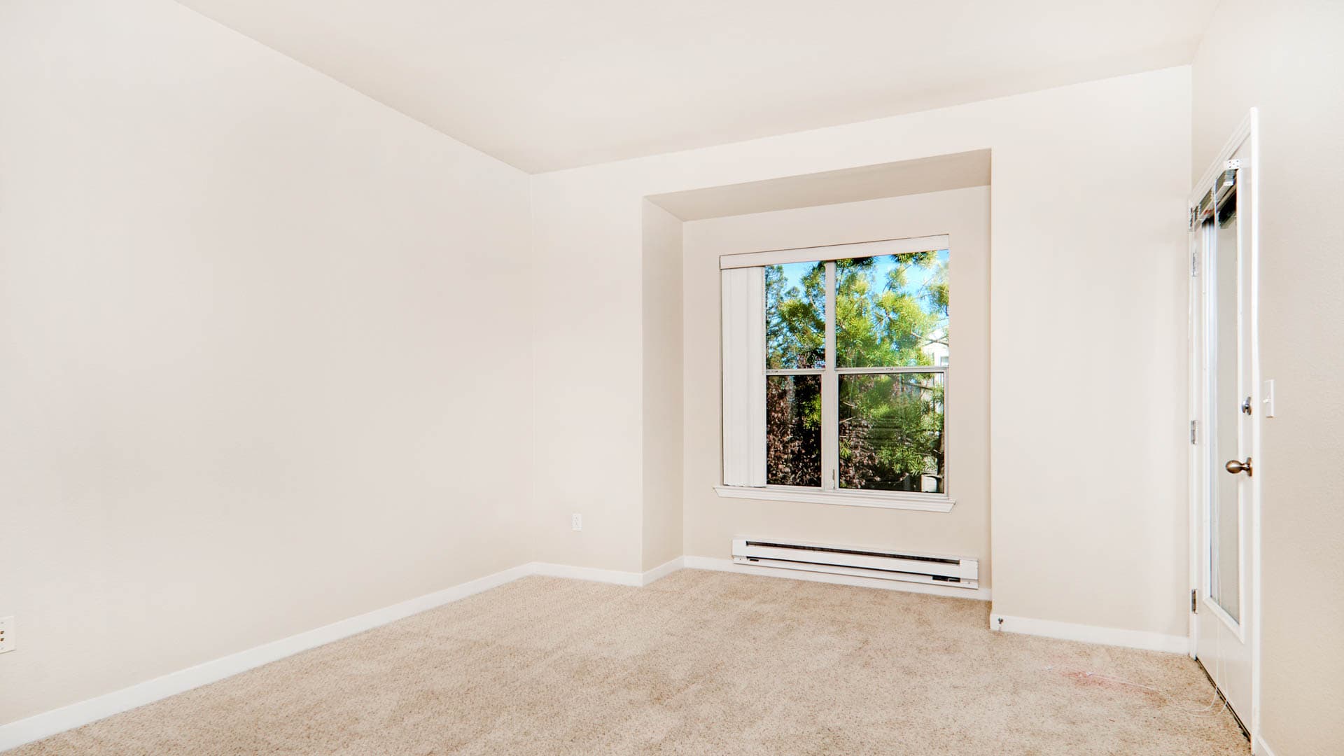 City Gate at Cupertino Apartments 3 of 14