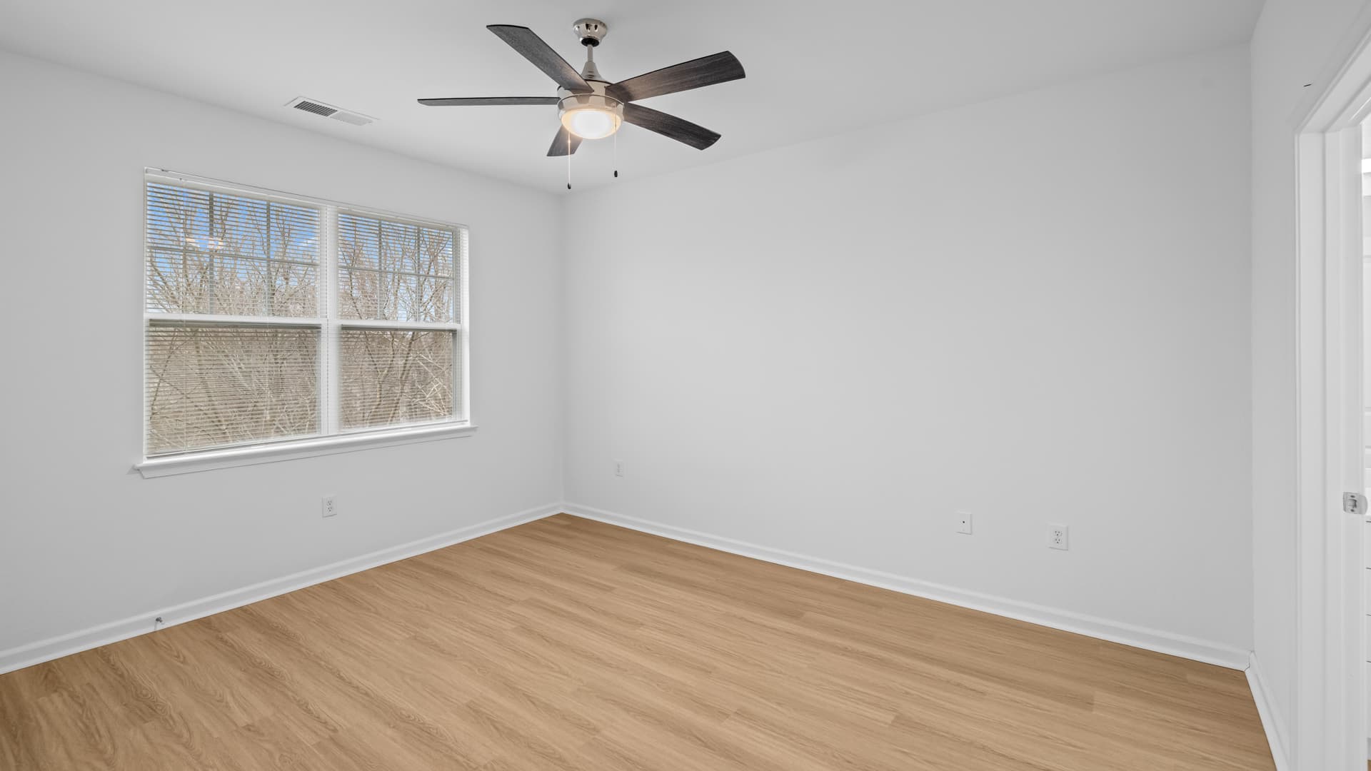 Fairchase Apartments 5 of 11