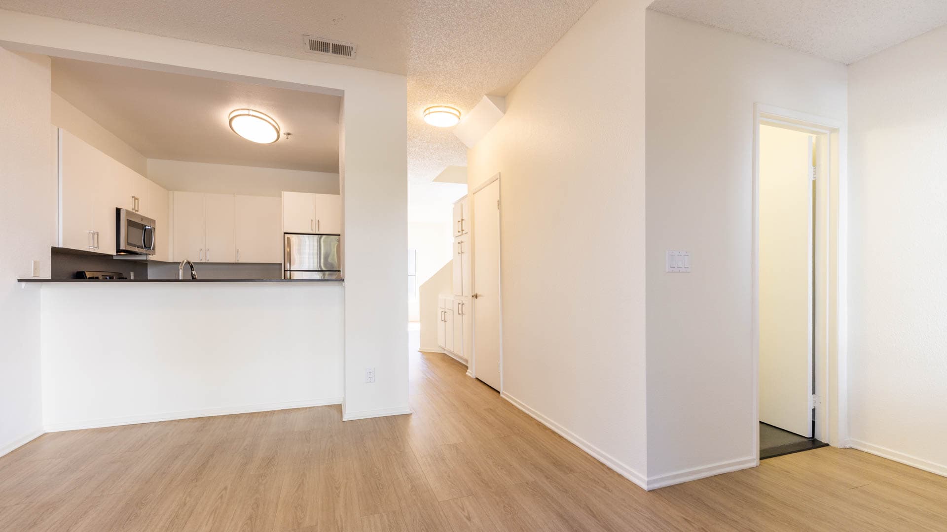 Prado Apartments 4 of 10