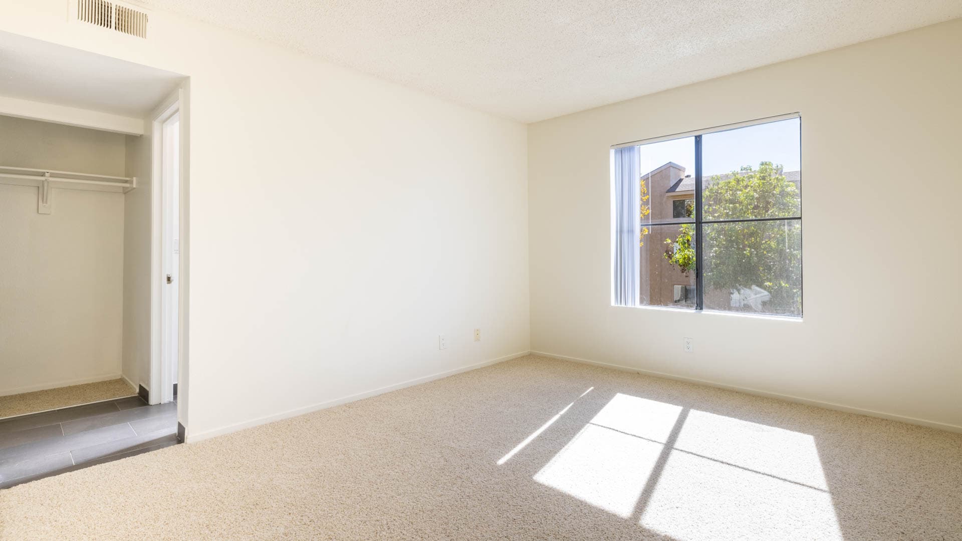 Prado Apartments 8 of 10