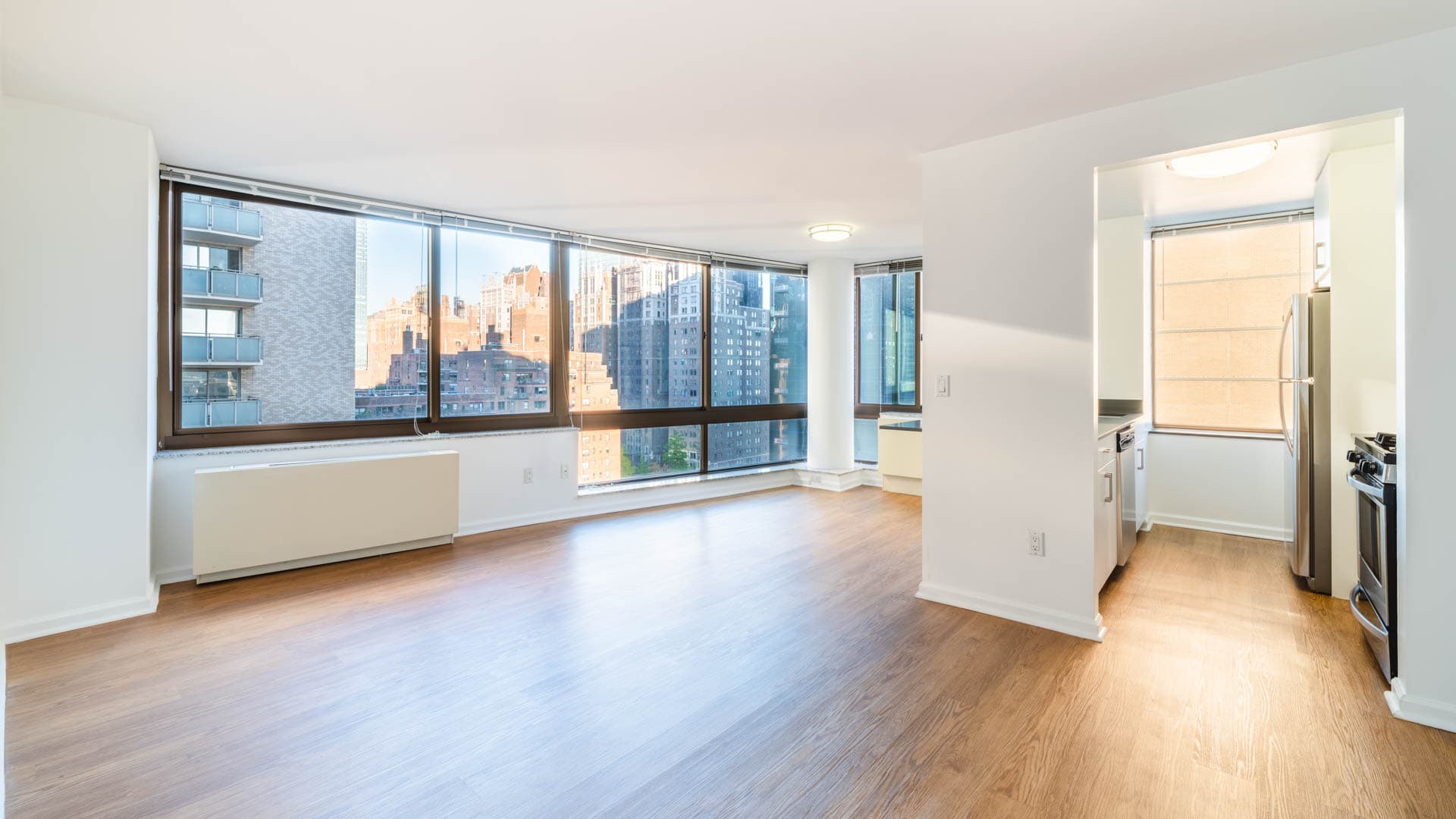300 East 39th Apartments 11 of 12
