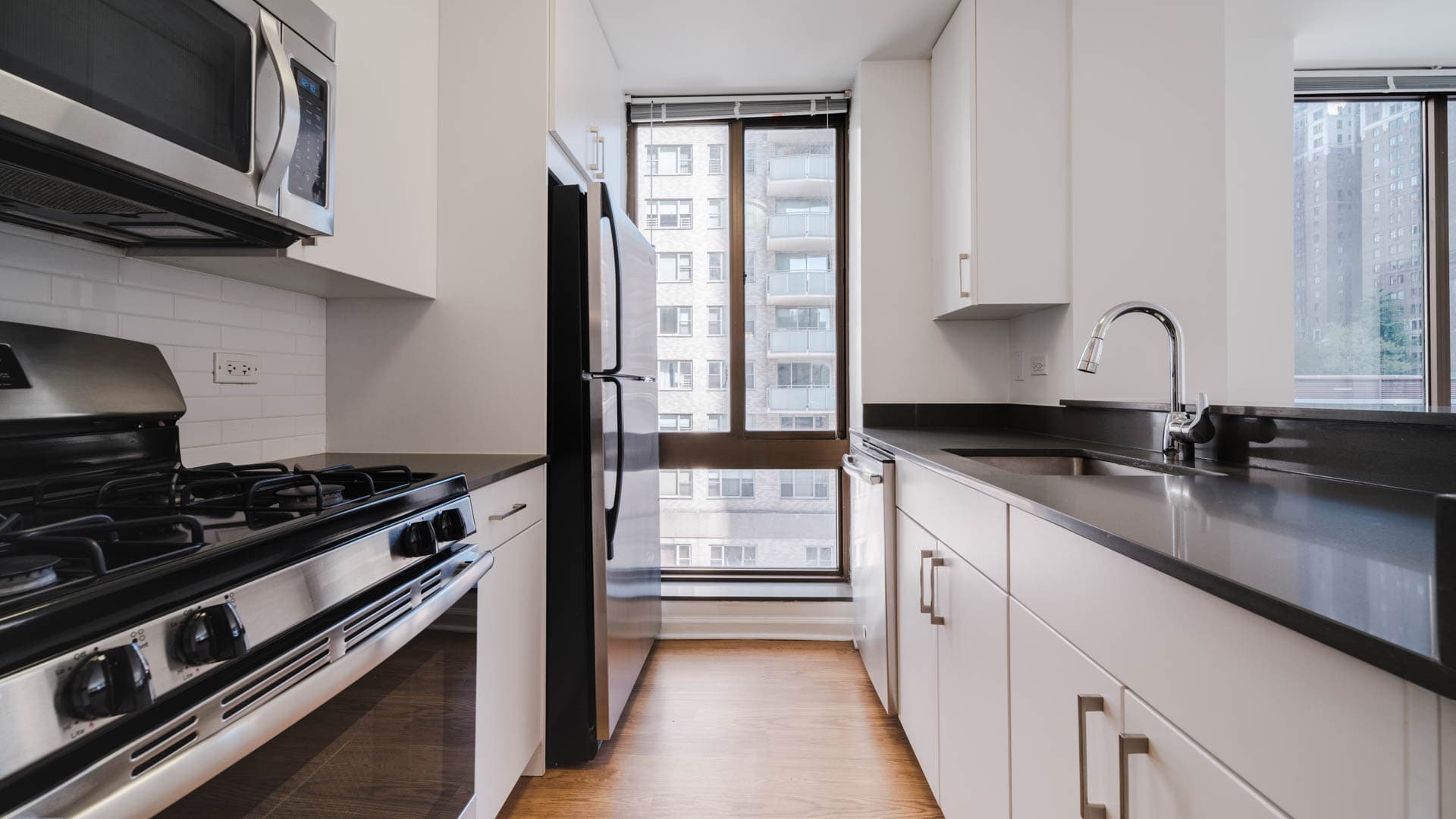 300 East 39th Apartments 3 of 6