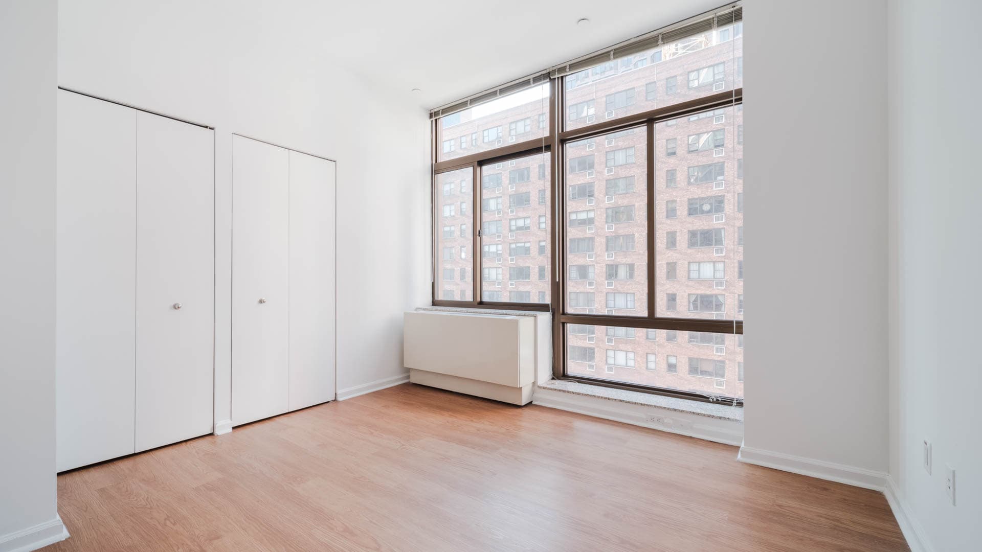 300 East 39th Apartments 21 of 44
