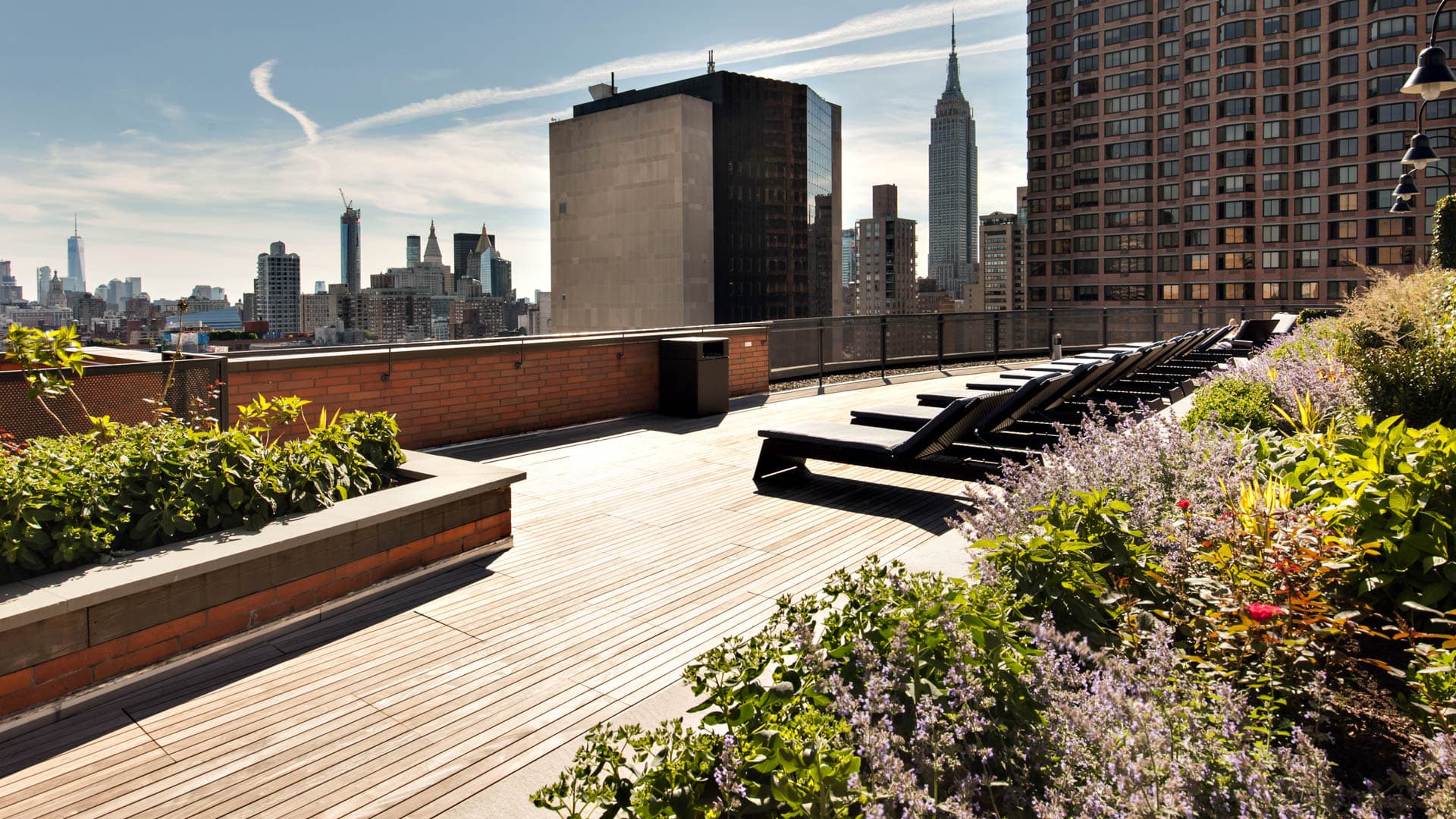 300 East 39th Apartments 39 of 44