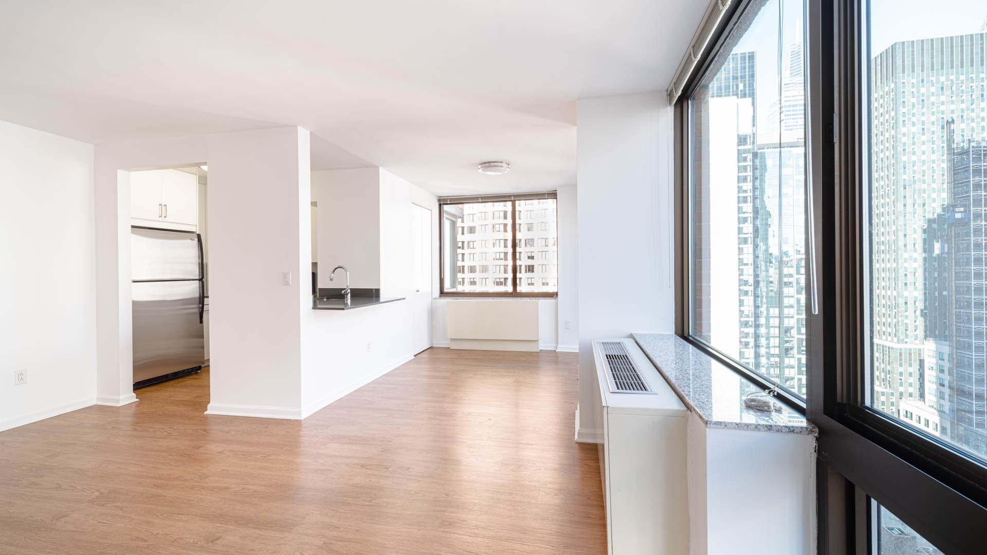 300 East 39th Apartments 5 of 6
