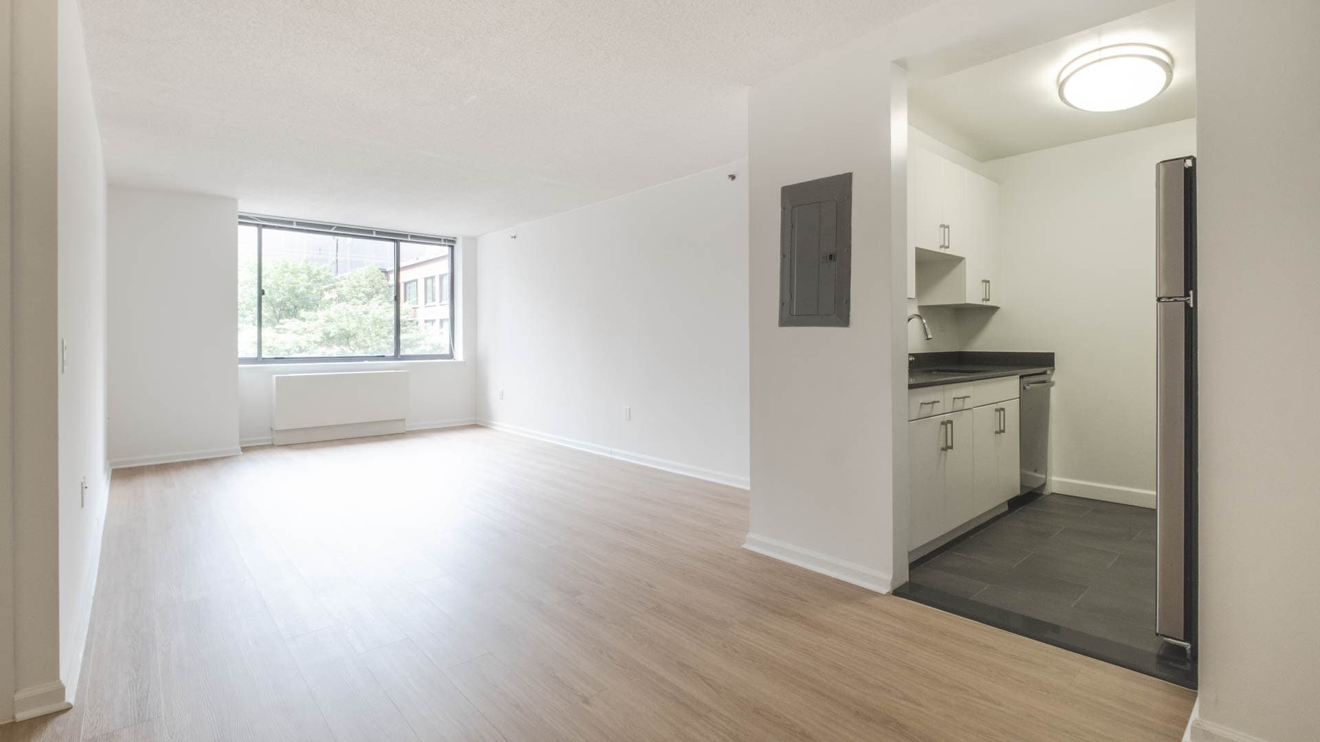West 54th Apartments 4 of 6