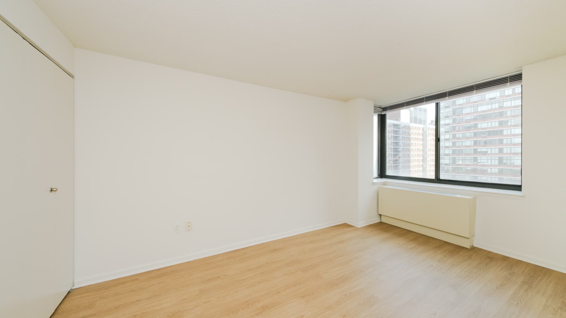 West 54th Apartments 4 of 8