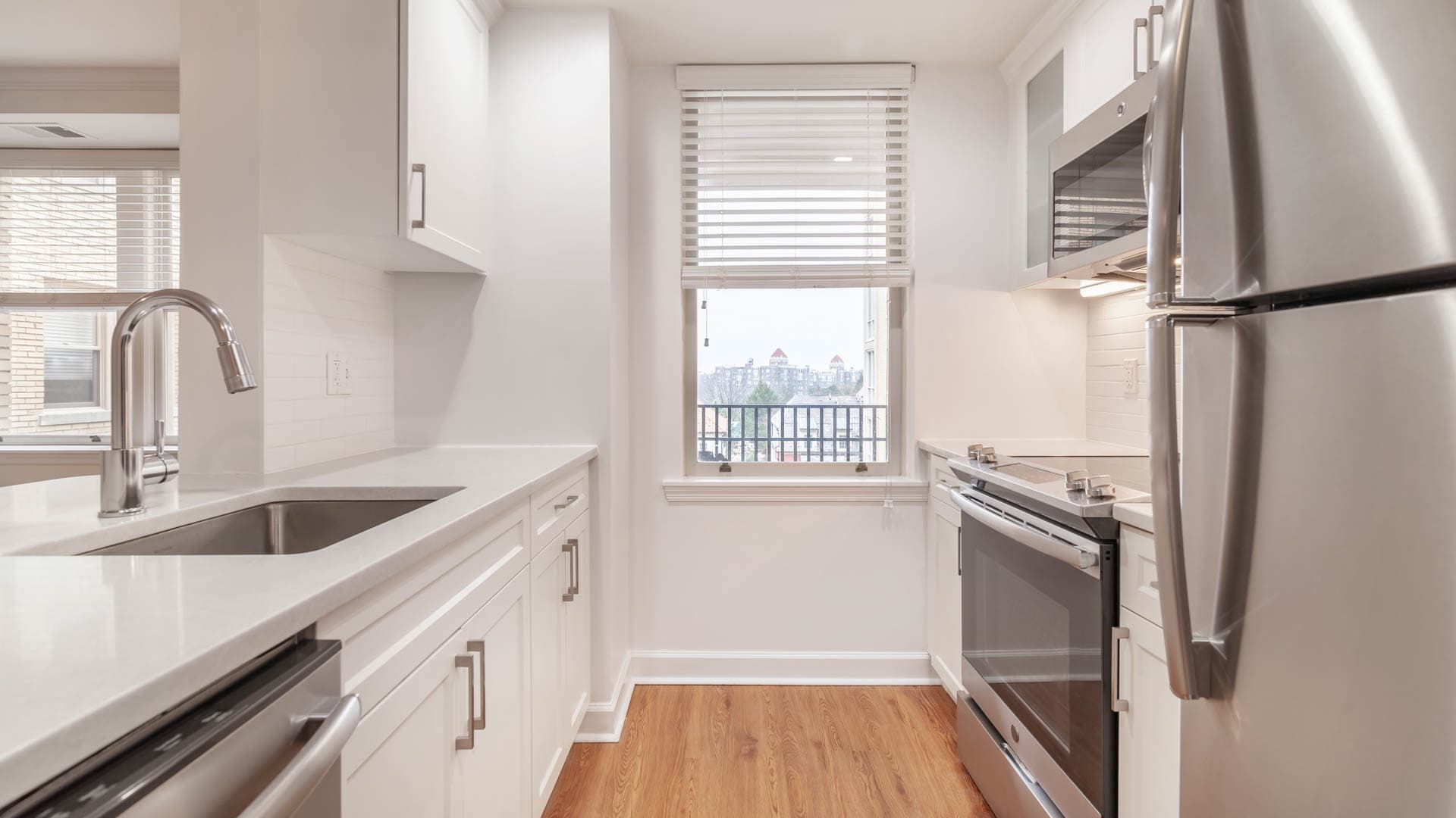Alban Towers Apartments 3 of 6