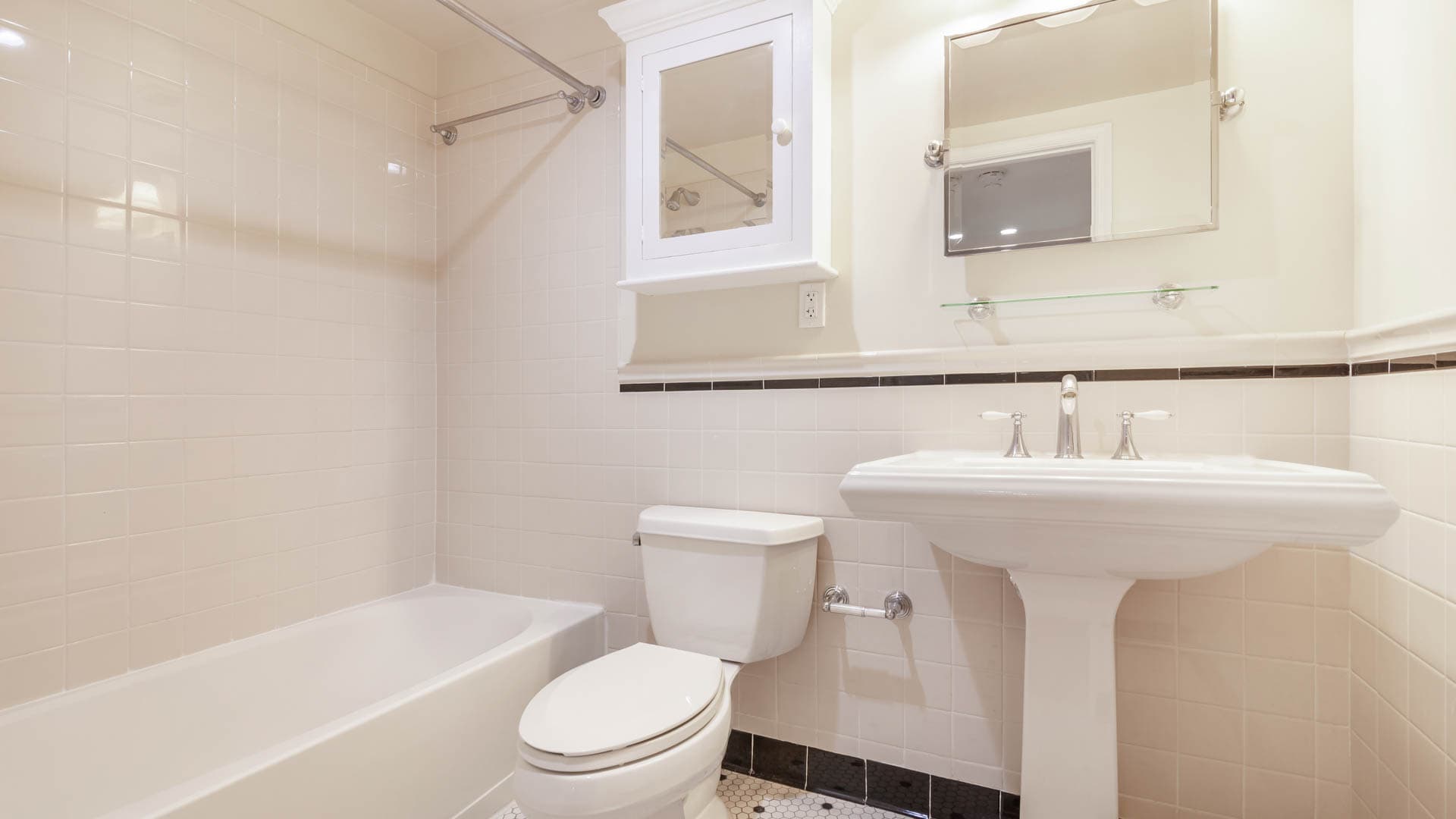 Alban Towers Apartments 1 of 6
