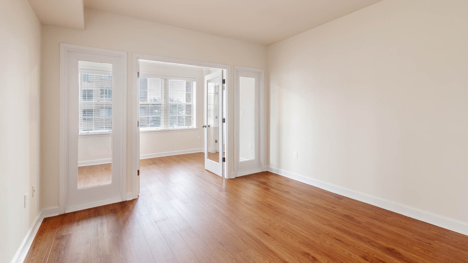 Alban Towers Apartments 22 of 42