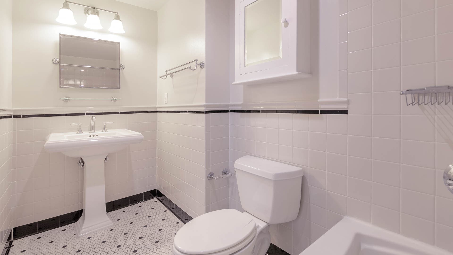 Alban Towers Apartments 1 of 6