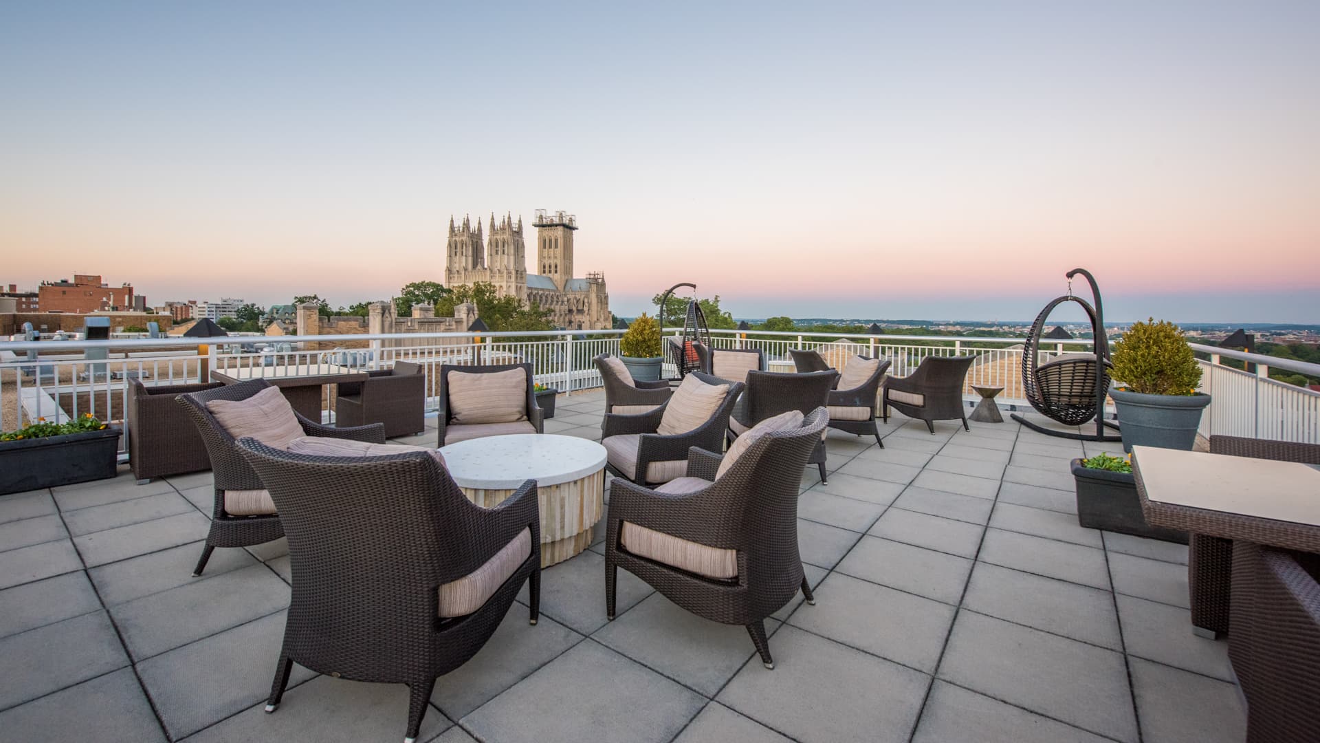 Alban Towers Apartments 39 of 42