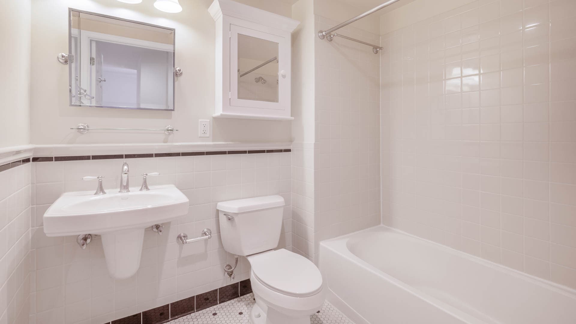 Alban Towers Apartments 1 of 6