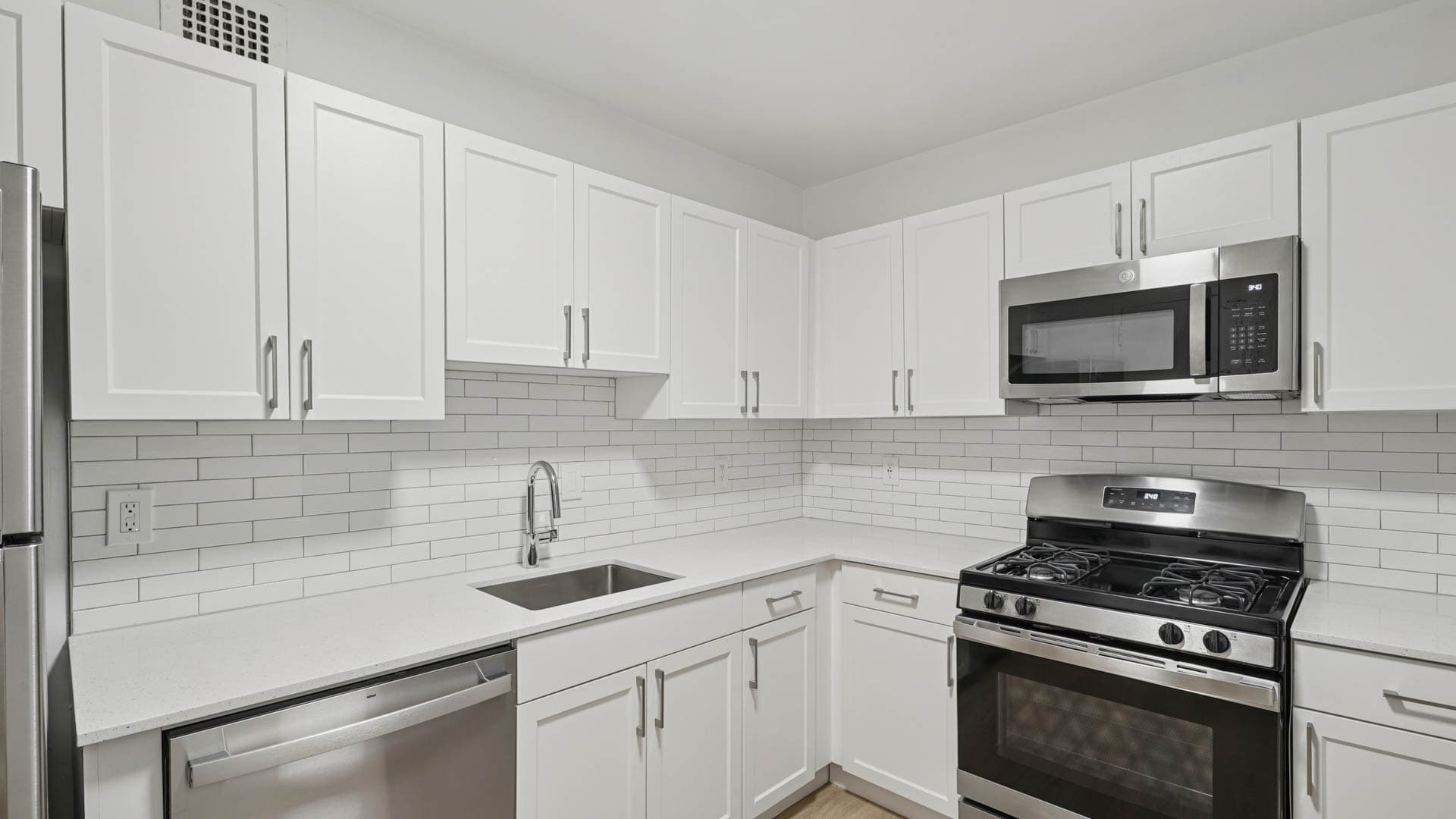 3003 Van Ness Apartments 48 of 50